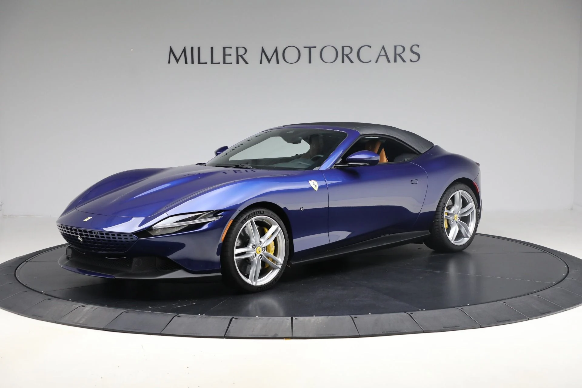 mph023_259113256_Used_2025_Ferrari_Roma_Spider_1761945146_df3a233de3