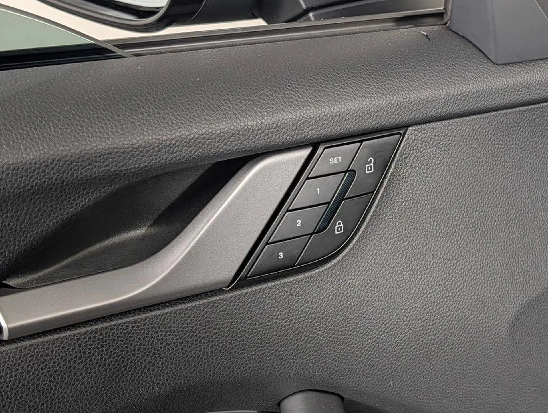 mph023_2601100714_O_Jfiks_83_M_Ad7k_O_Ee_K_Okt_CEI_9_I_db6feafeee