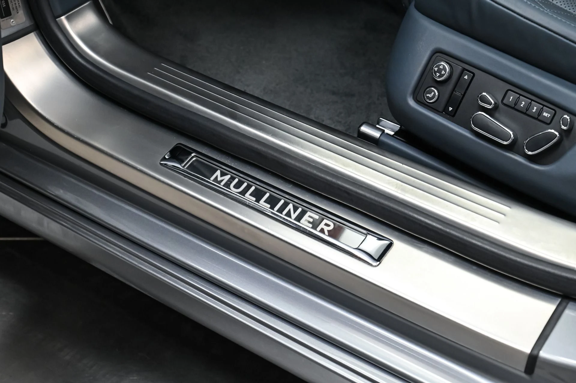 mph023_2606588871_Used_2018_Bentley_Flying_Spur_V8_S_1754506017_91b12d2d74