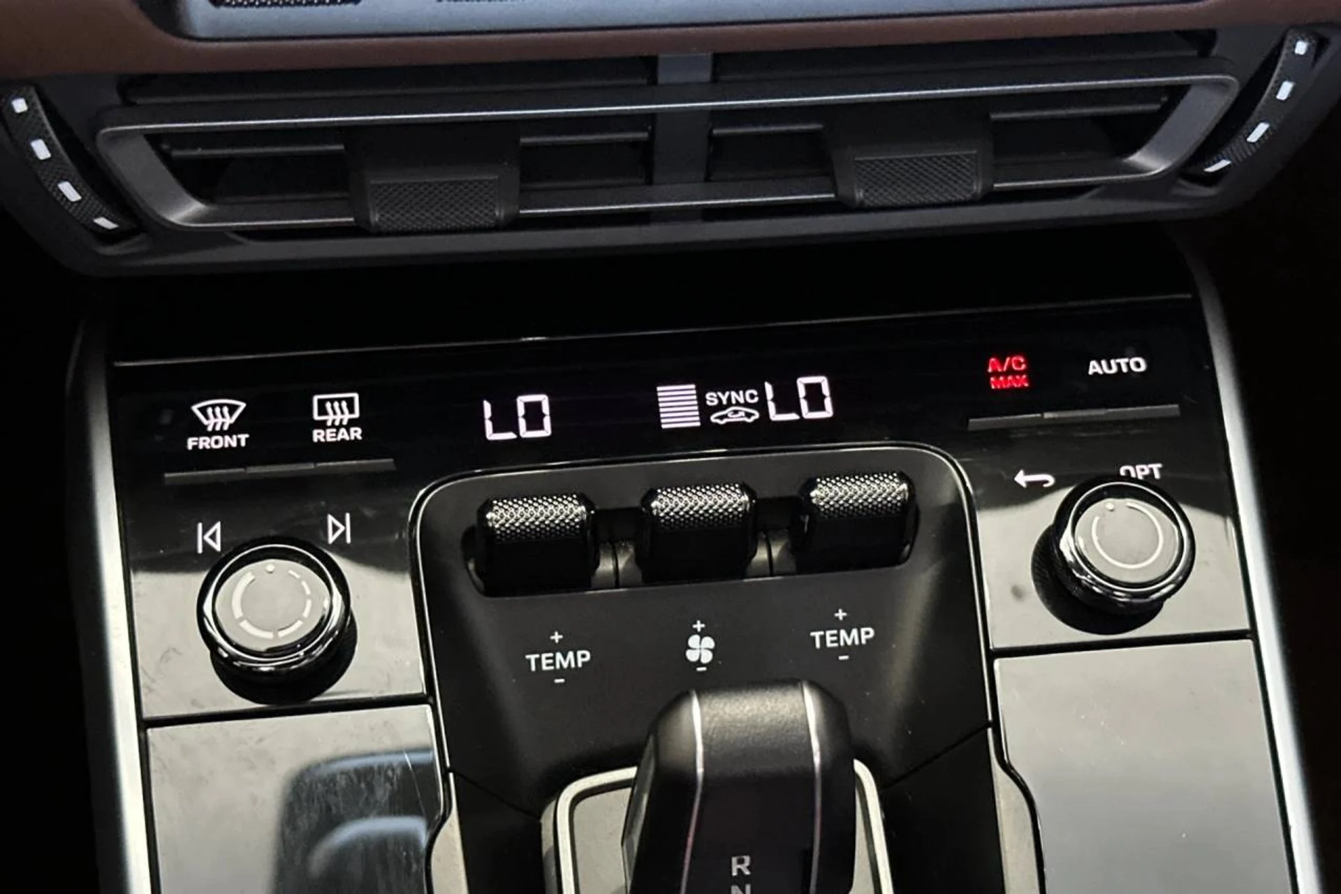 mph023_2613658799_1280_a547ebe749