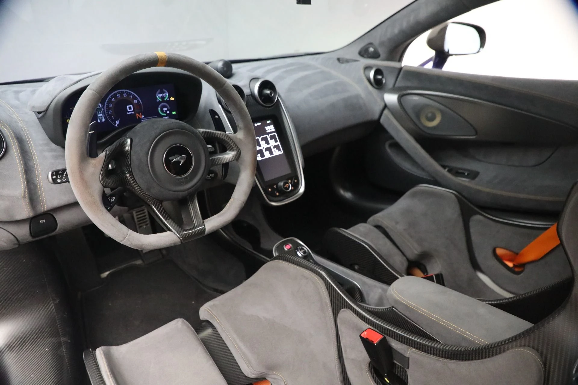 mph023_2617991783_Used_2019_Mc_Laren_600_LT_63fcc45fd9