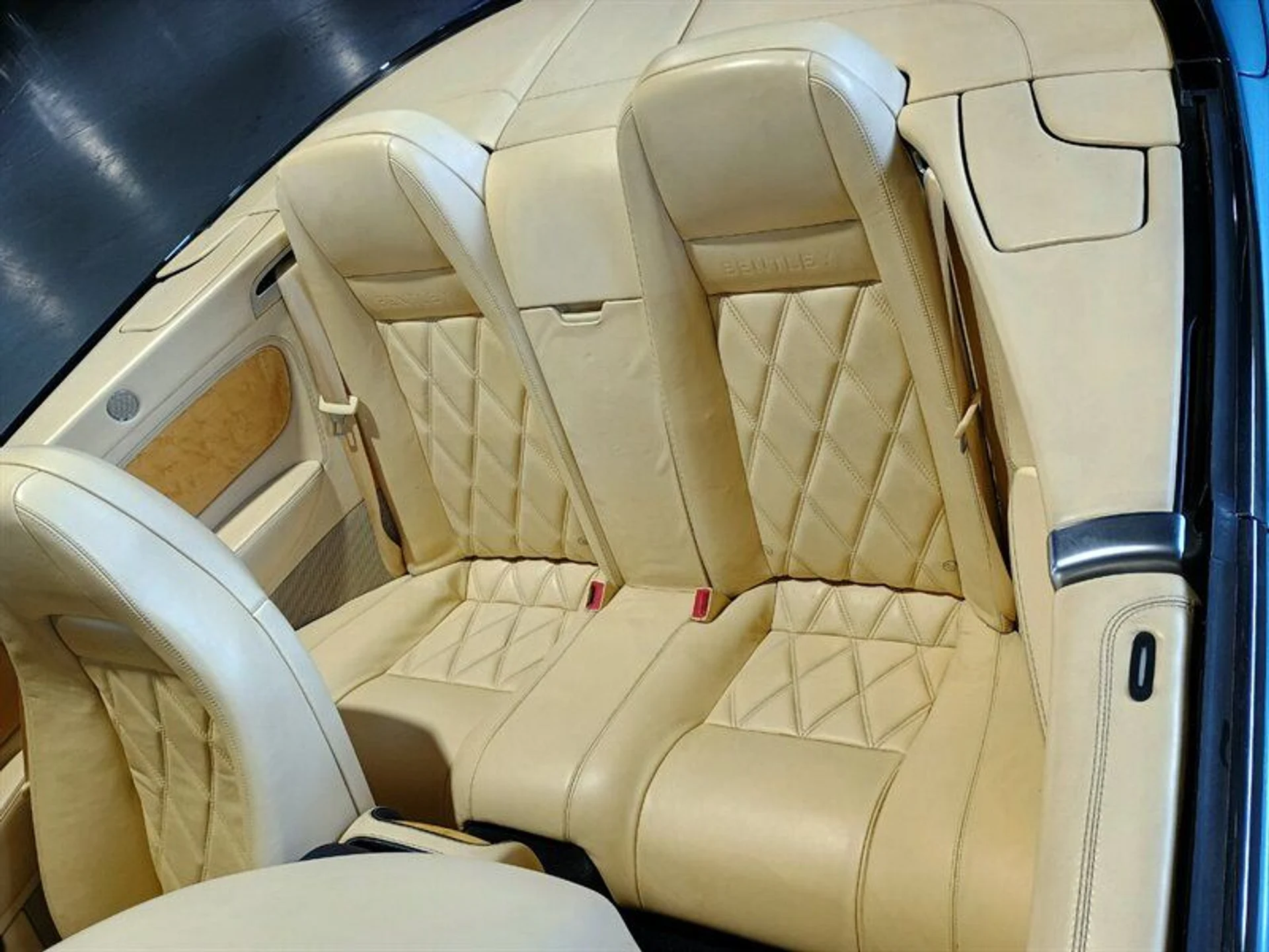 mph023_2619304854_990241f739_800_59f87f556e