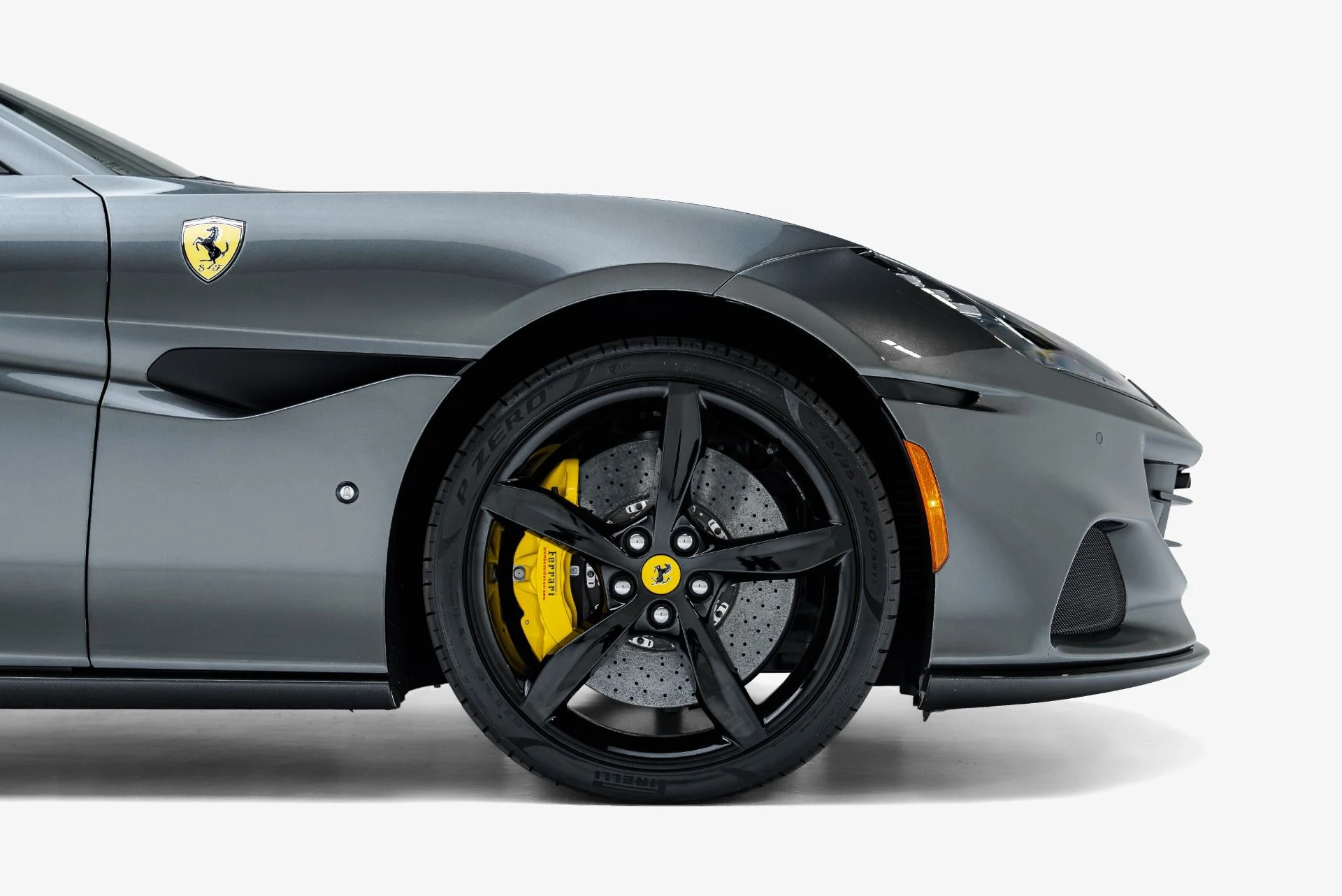 mph023_2620262973_Used_2023_Ferrari_Portofino_M_1792006322_ee678e926f