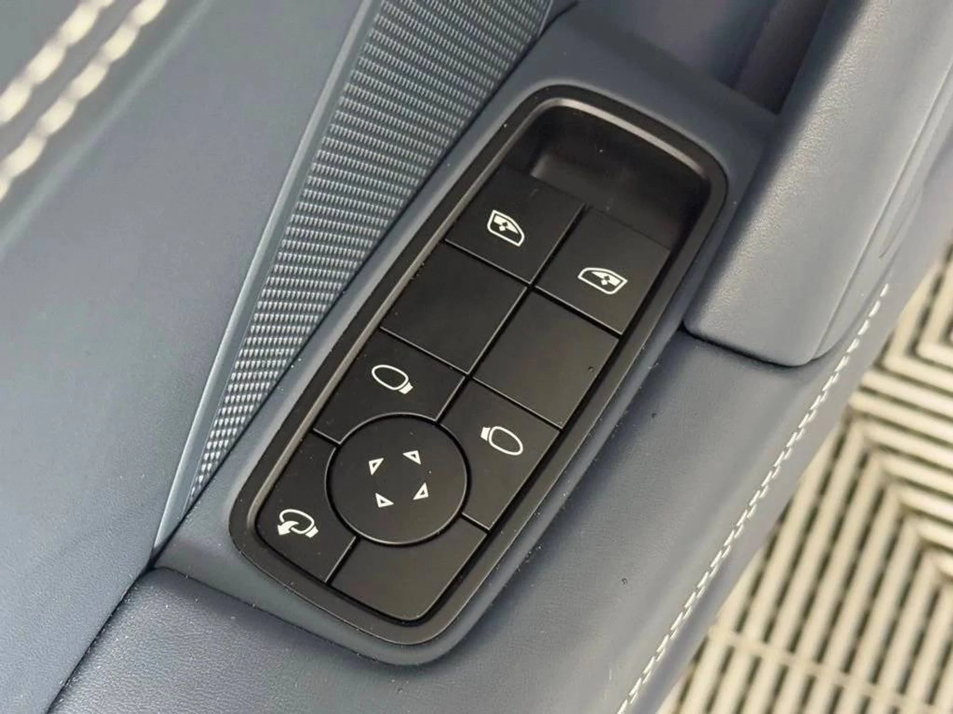 mph023_2621396548_1280_5dbd8aaeb3