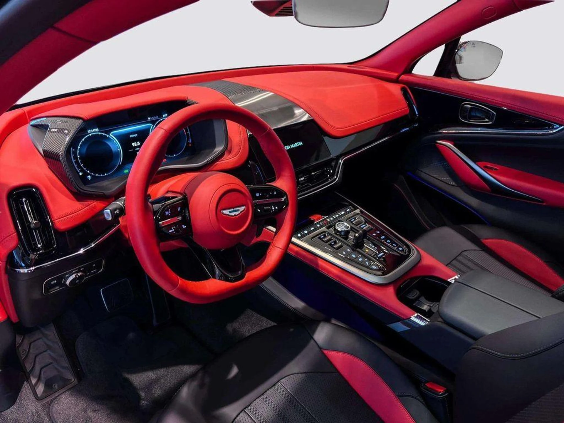 mph023_2622603497_Q8_Hg_En_G_Imygn4vp9_L2cjs_CYV_5_U_e5a35e4ba7