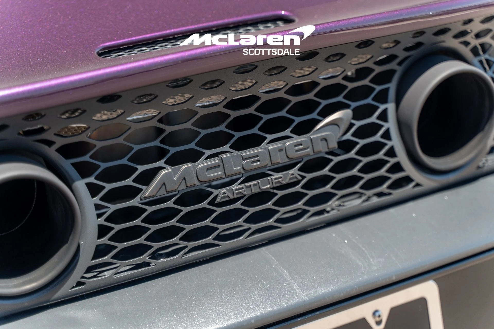 mph023_2622832748_Used_2025_MCLAREN_ARTURA_1780680155_371019f9a0