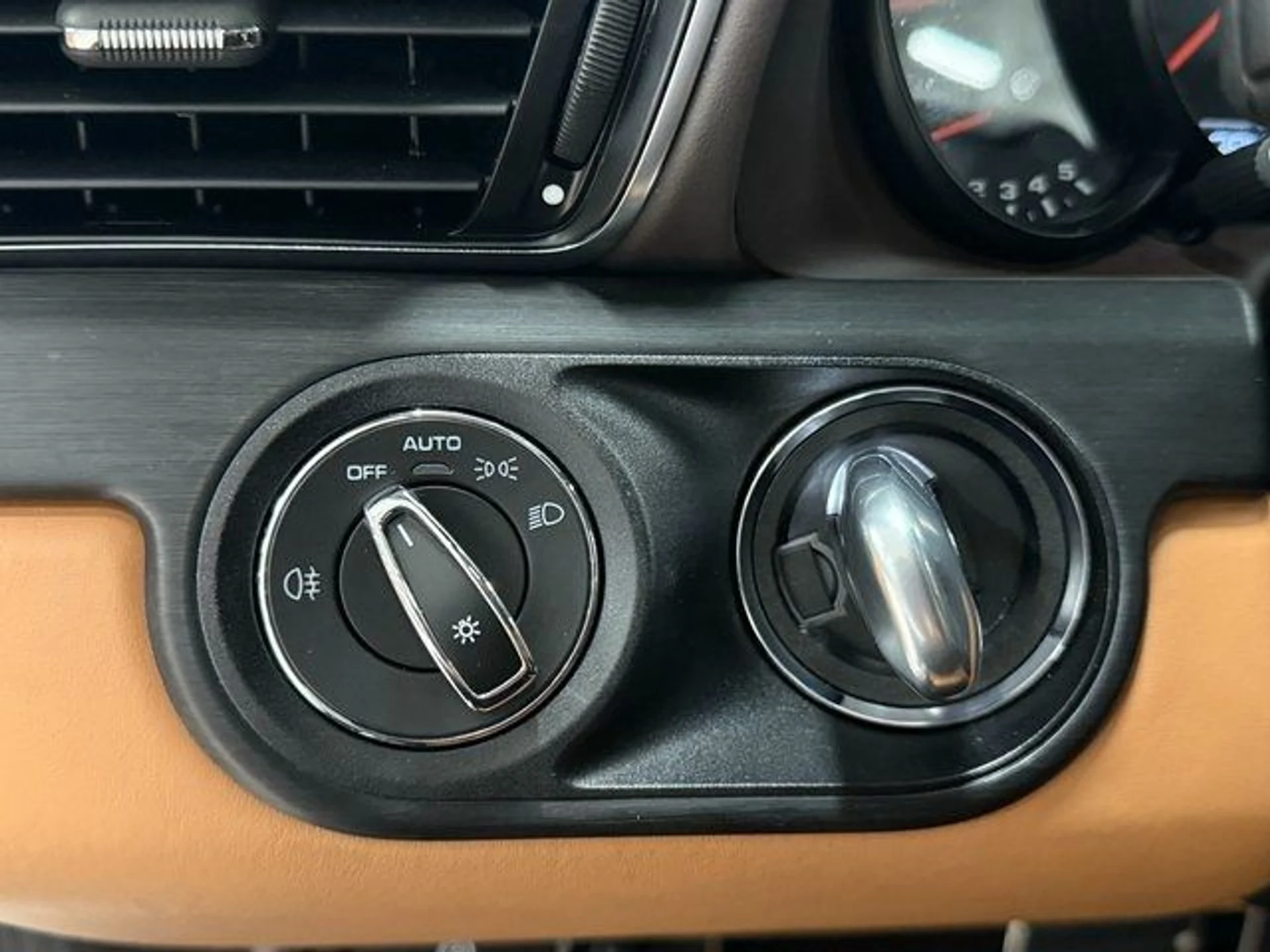 mph023_2623565297_5229ee0cefbf4273115ca1cf79dffc99_6fee4f46b7