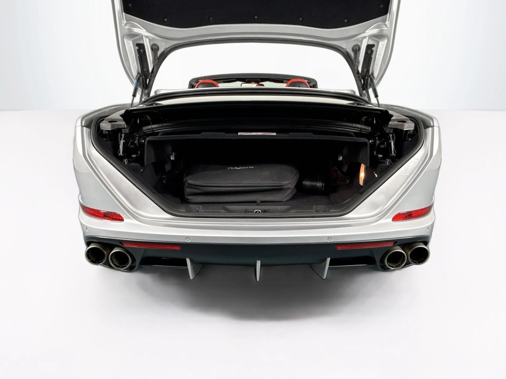 mph023_2624749371_Used_2015_Ferrari_California_T_1782334335_f7e0ccd81c