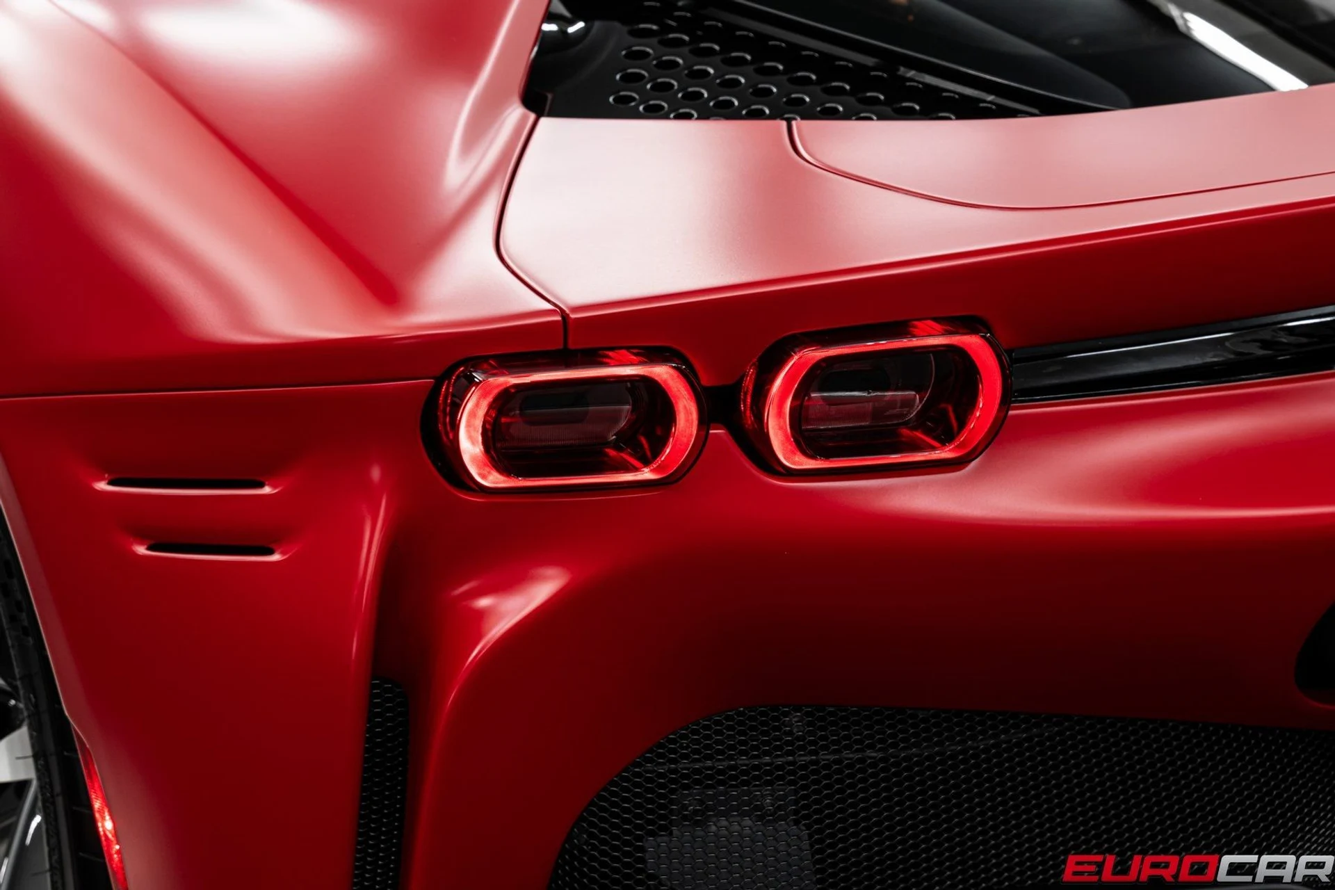 mph023_2627559223_image_24_5226d813f6