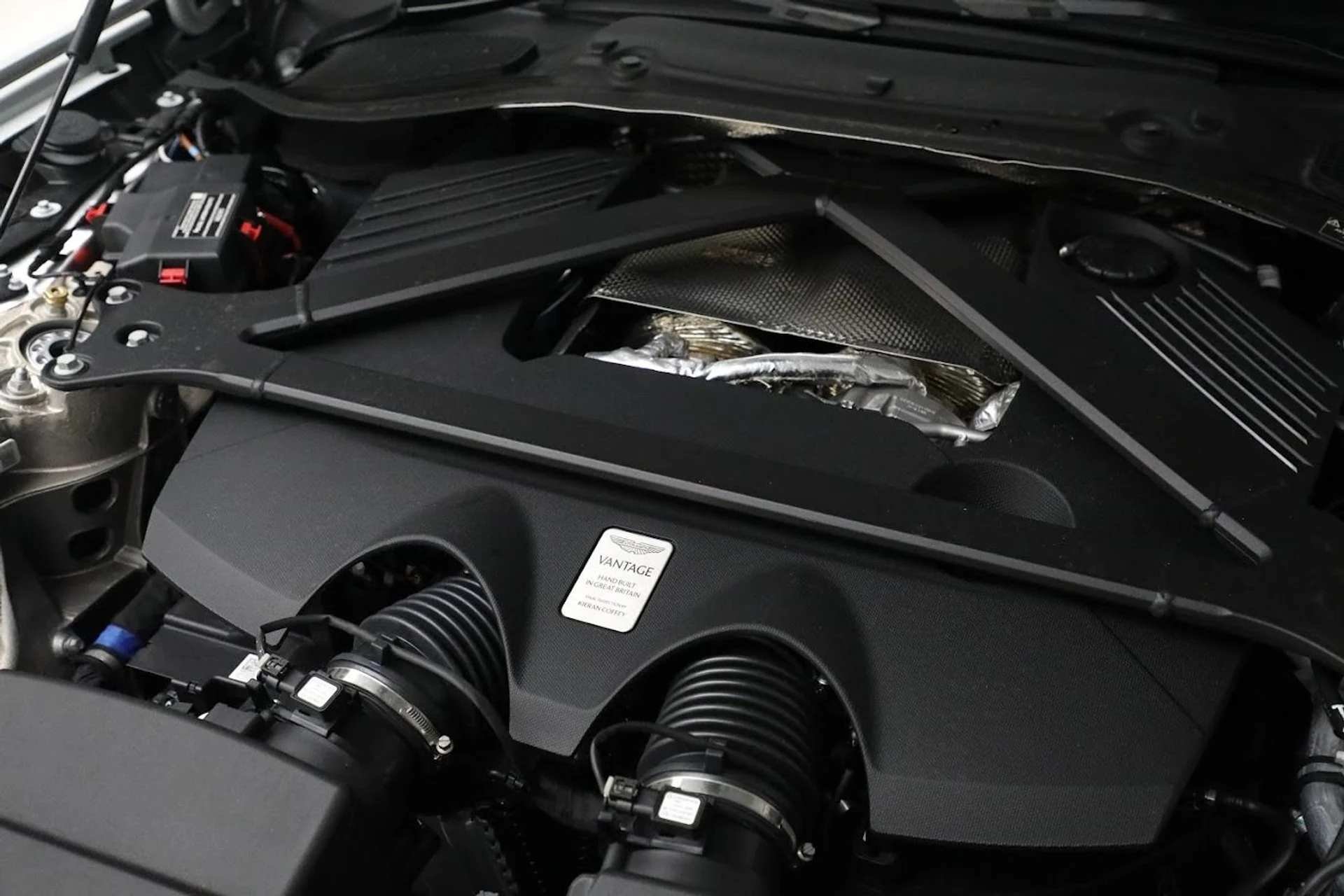 mph023_2636523133_New_2025_Aston_Martin_Vantage_2369906d14