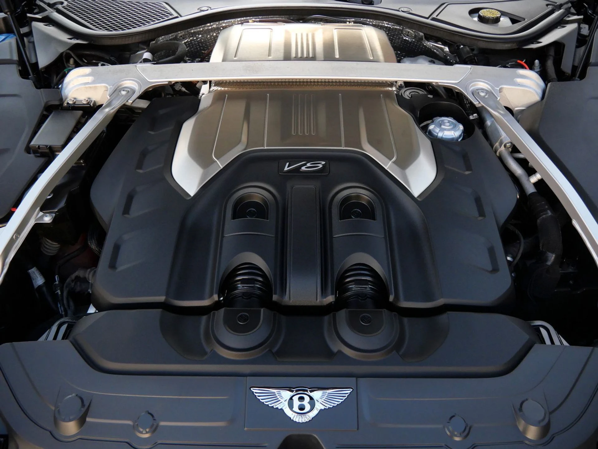 mph023_2639491444_0792c31dfec964c988bc9ca023076e84x_48db0f2535