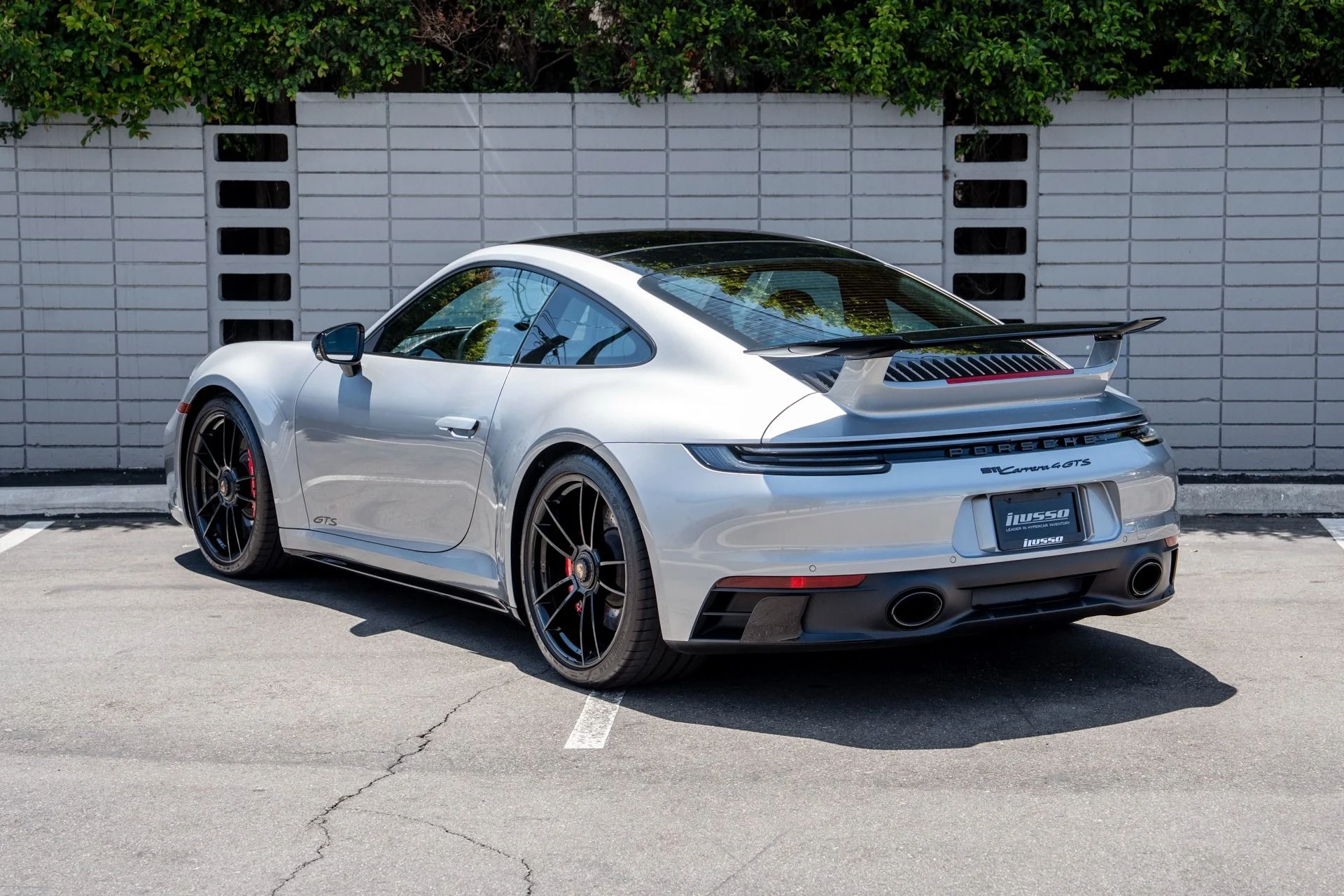 mph023_2645803420_Used_2024_Porsche_911_Carrera_4_GTS_1751587000_34eb52f4c0