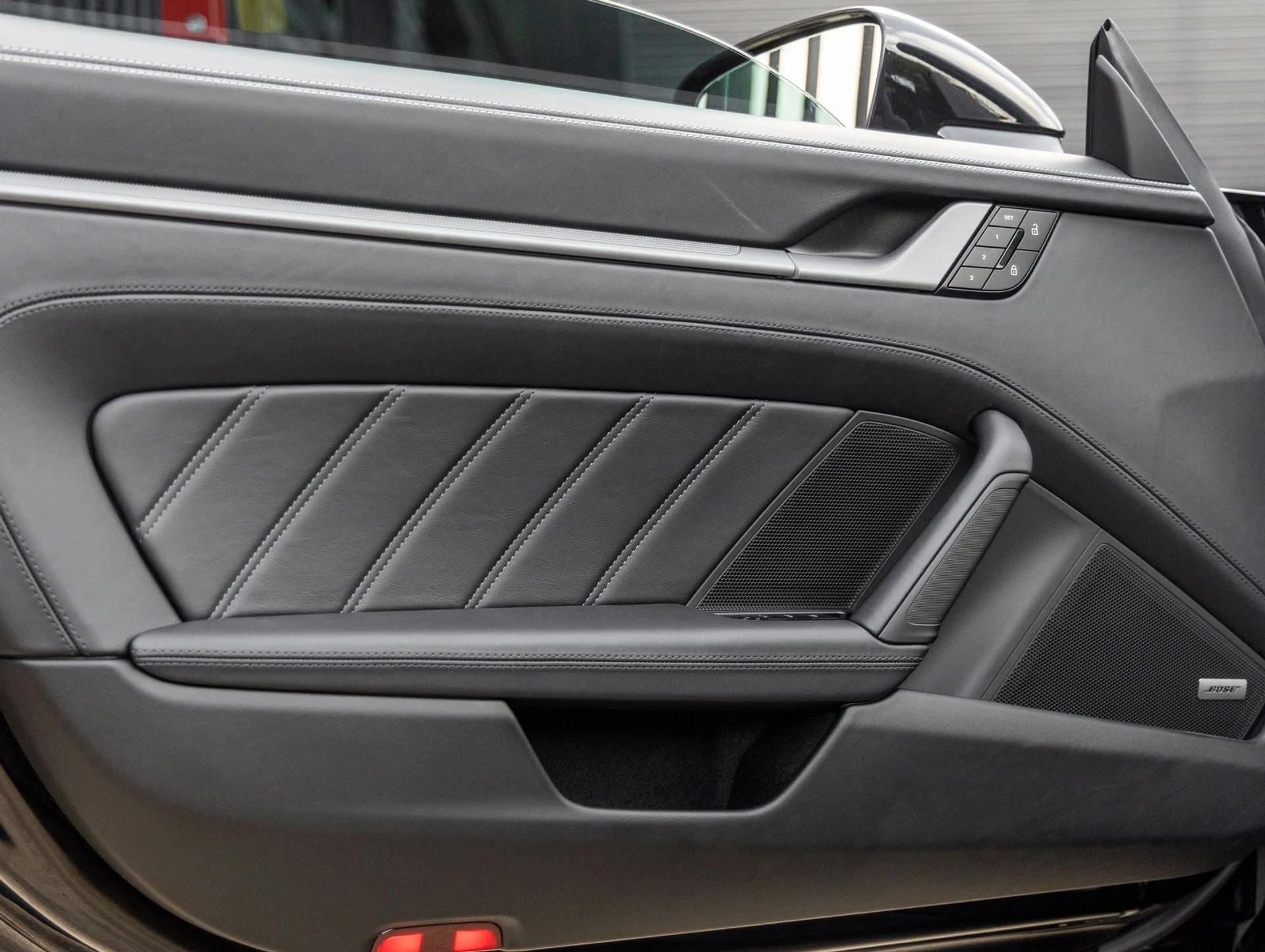 mph023_2646040117_24_1024dbed0b