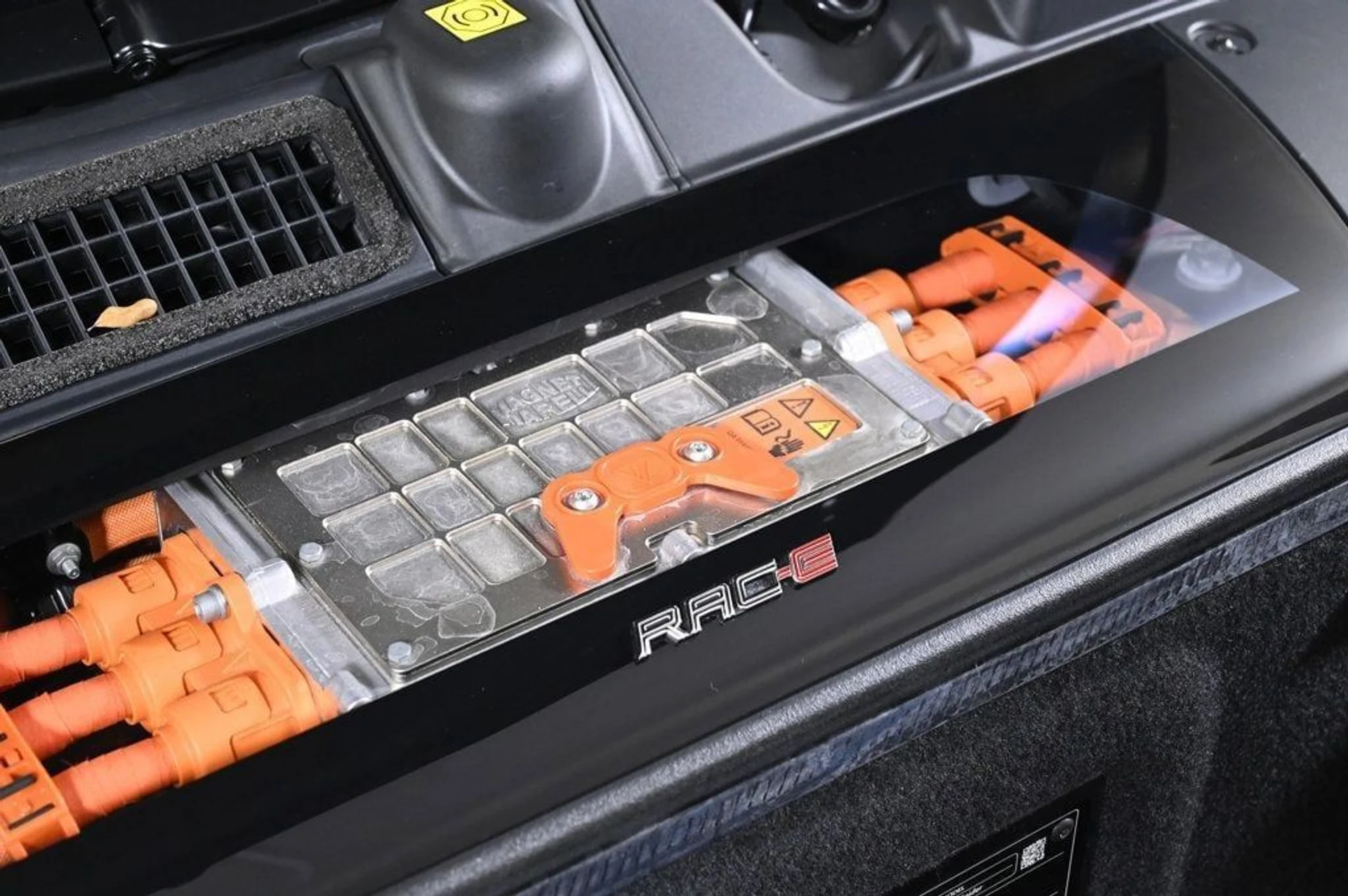 mph023_2648342845_fdc35af8b61849149d72c9225dcab6b5_0bb49a835e