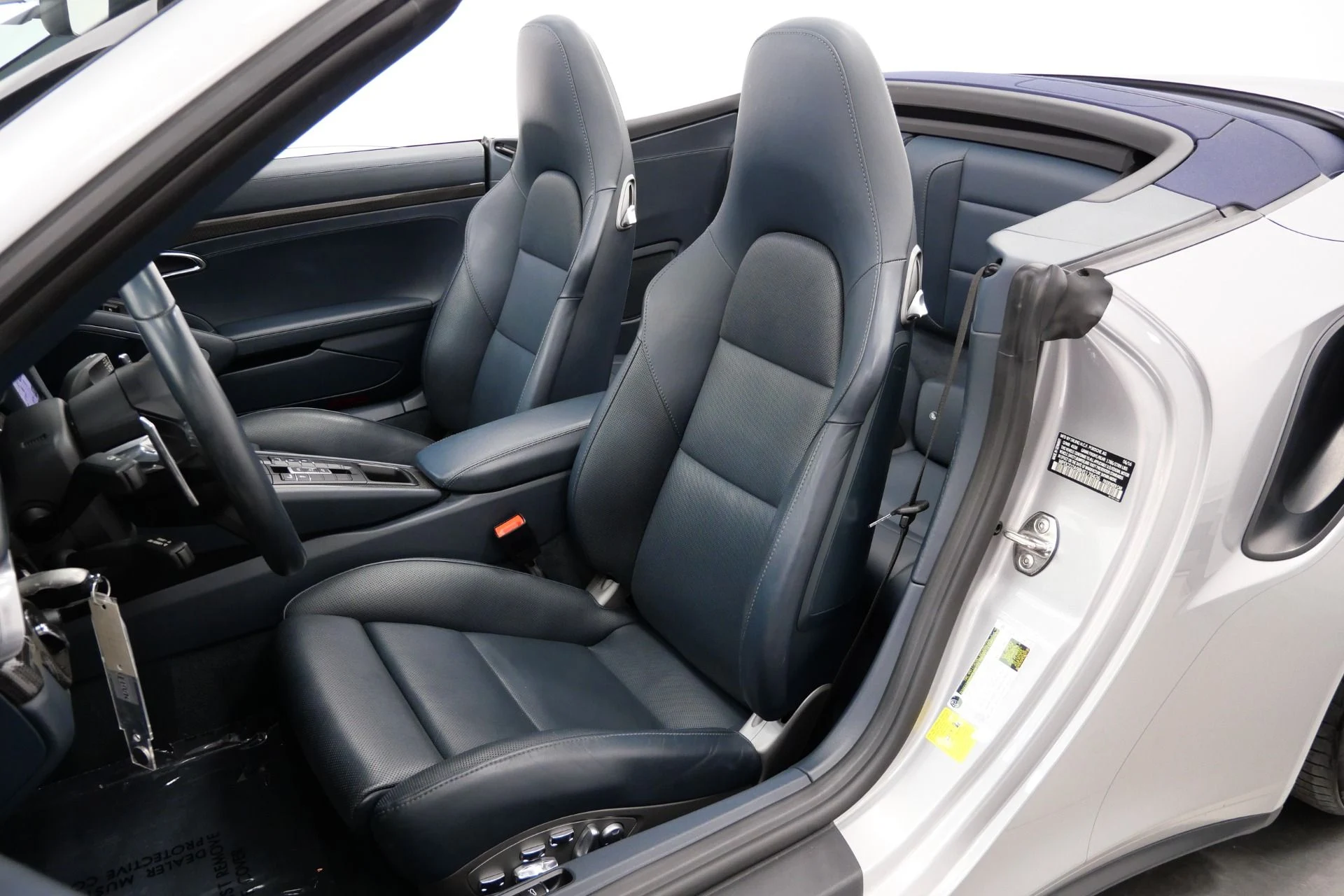 mph023_2655342214_Used_2017_Porsche_911_Turbo_S_Cabriolet_580_Horsepower_Heated_and_Ventilated_Seats_1787949181_871699b922