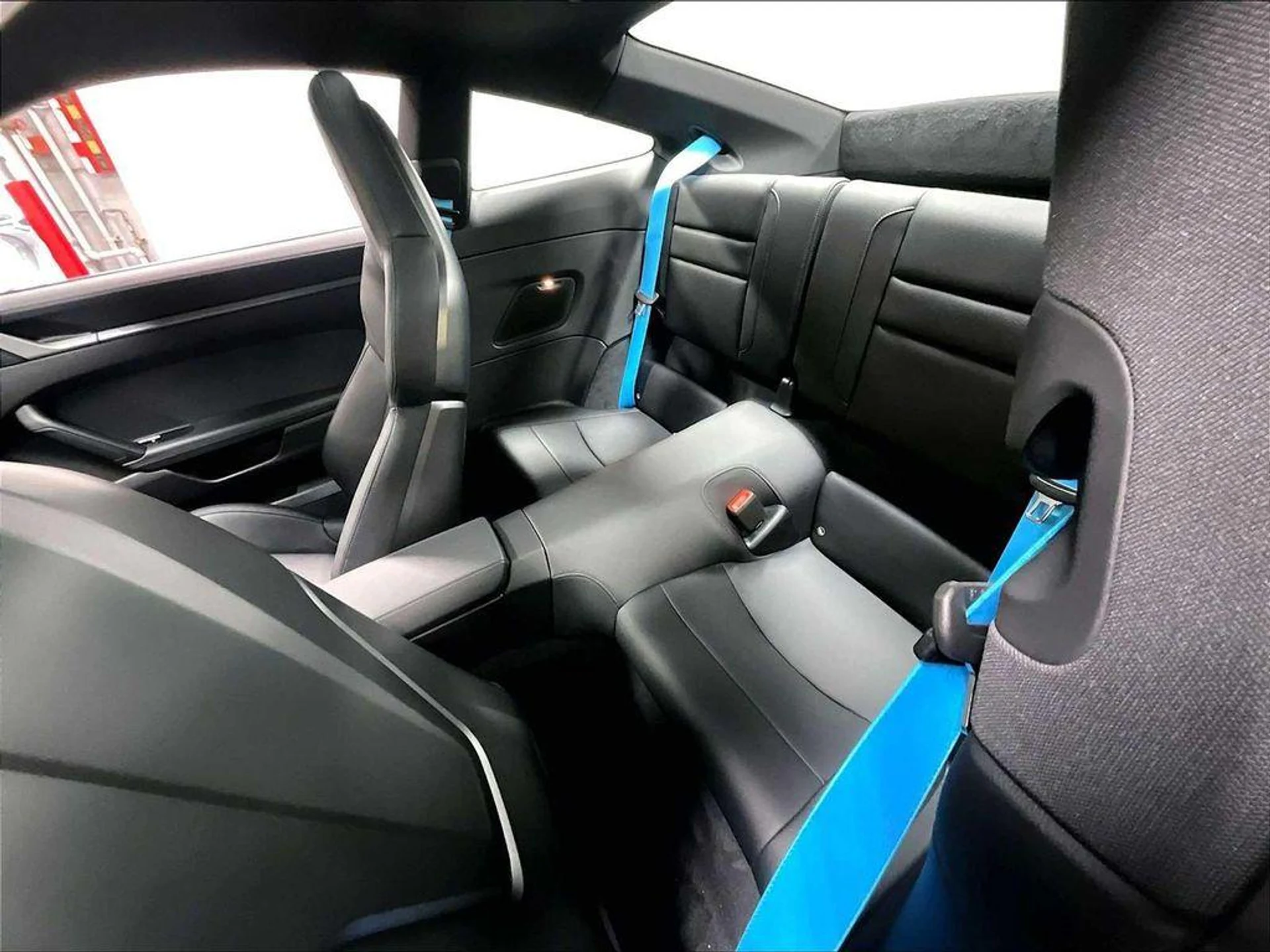 mph023_2656196092_SUF_5_ik3vcl79x1_he_Lj7_Z_Af_Ccw_570d7e8bdb