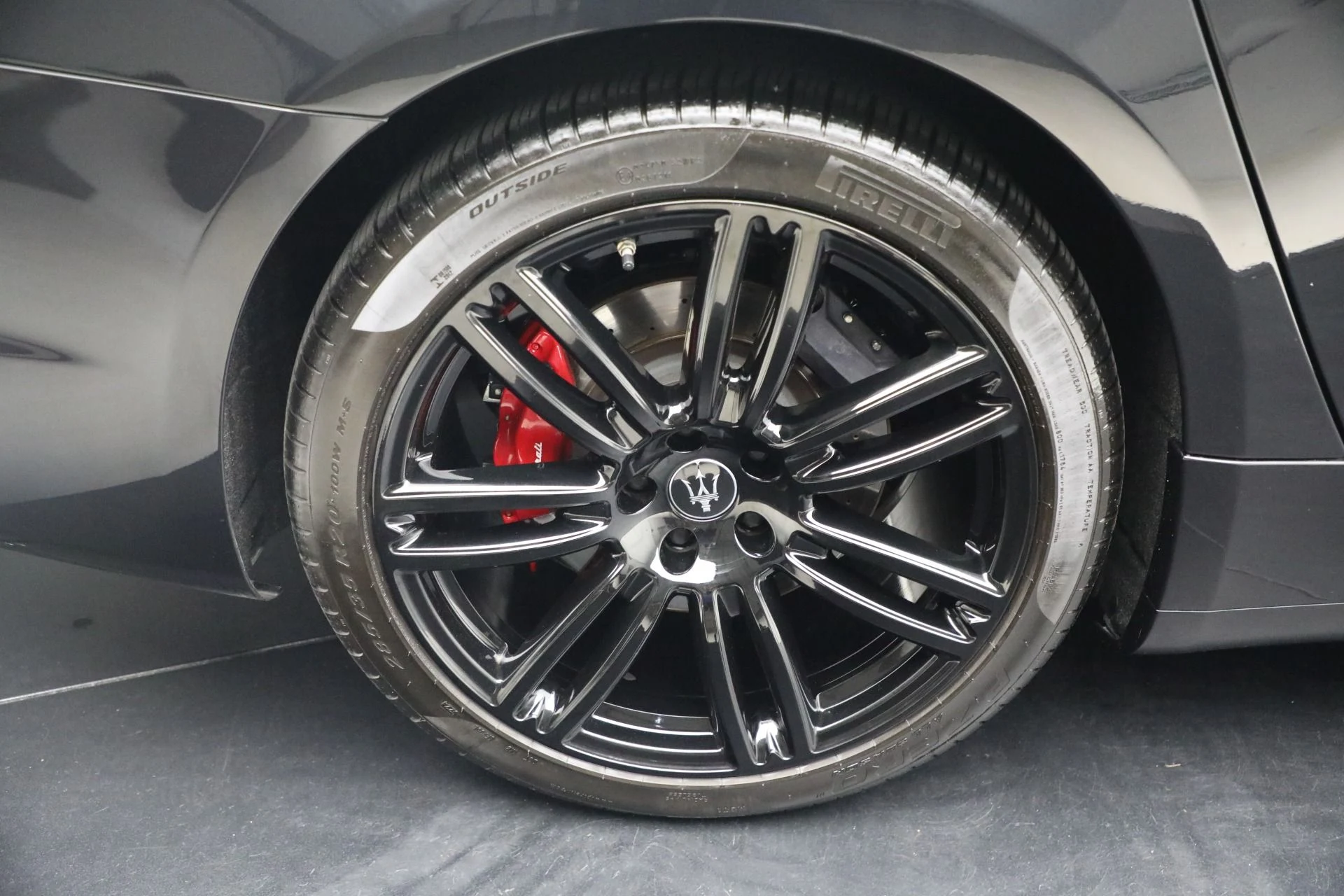 mph023_2658808247_Used_2022_Maserati_Quattroporte_Modena_Q4_1776360764_46b7c90443