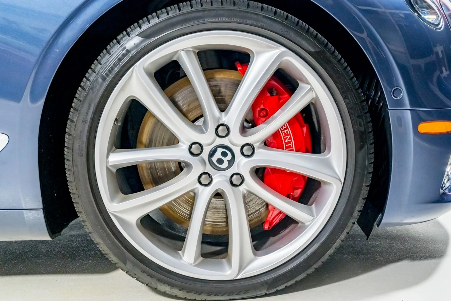 mph023_2660666006_cc8256c6c12b4b70b612f9b2d400d8e8_f506a8b91e