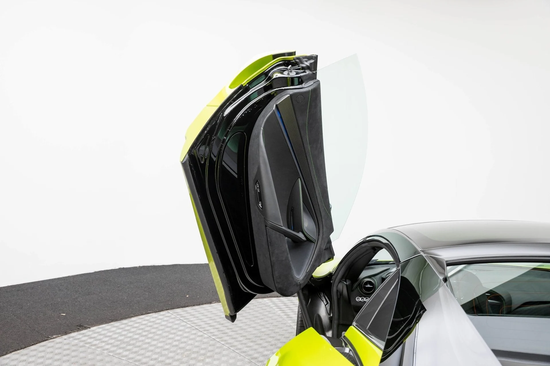 mph023_2667251624_24_9801053dff