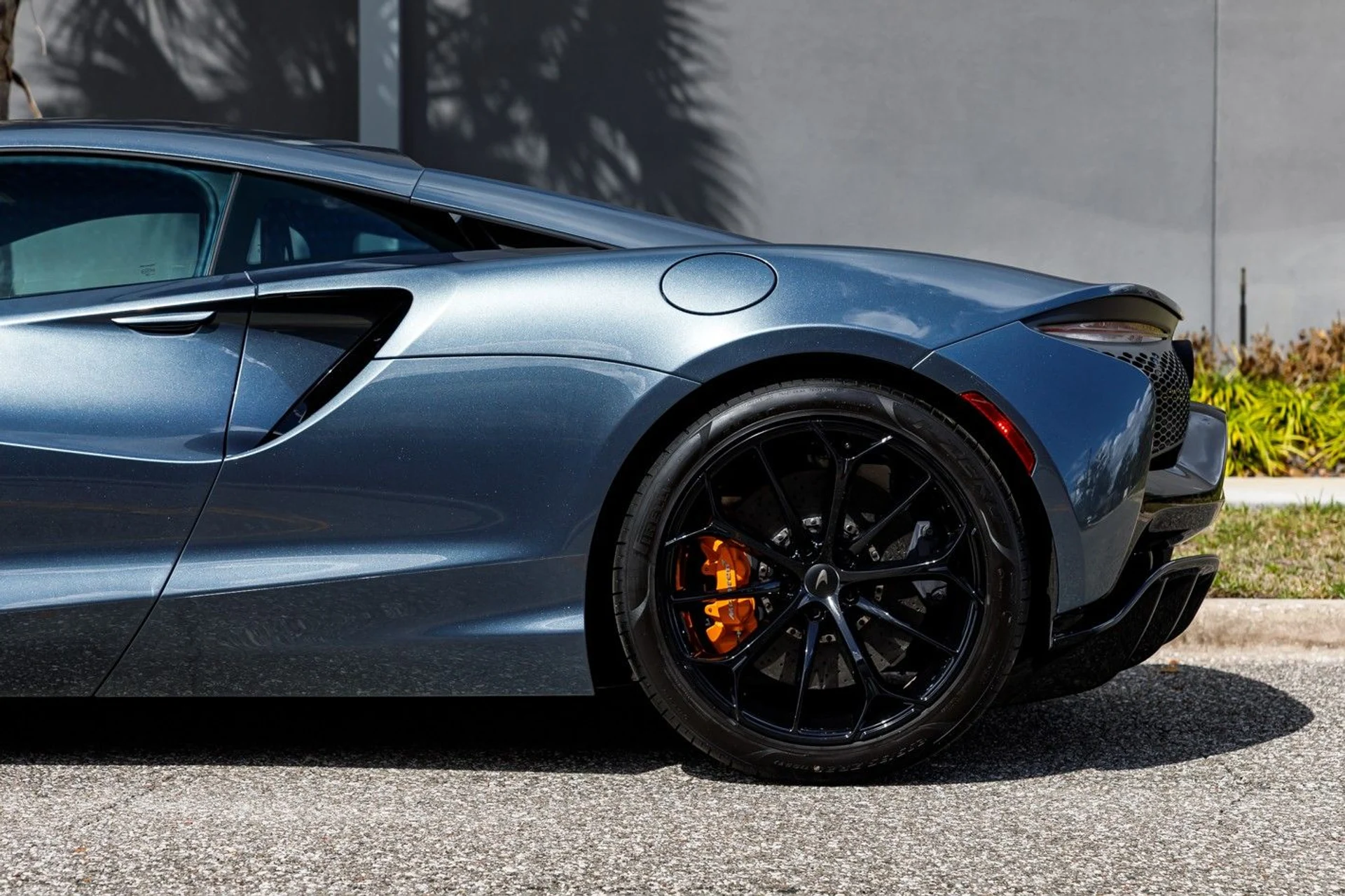 mph023_2668890925_658_p24_l_01b4d6ae69