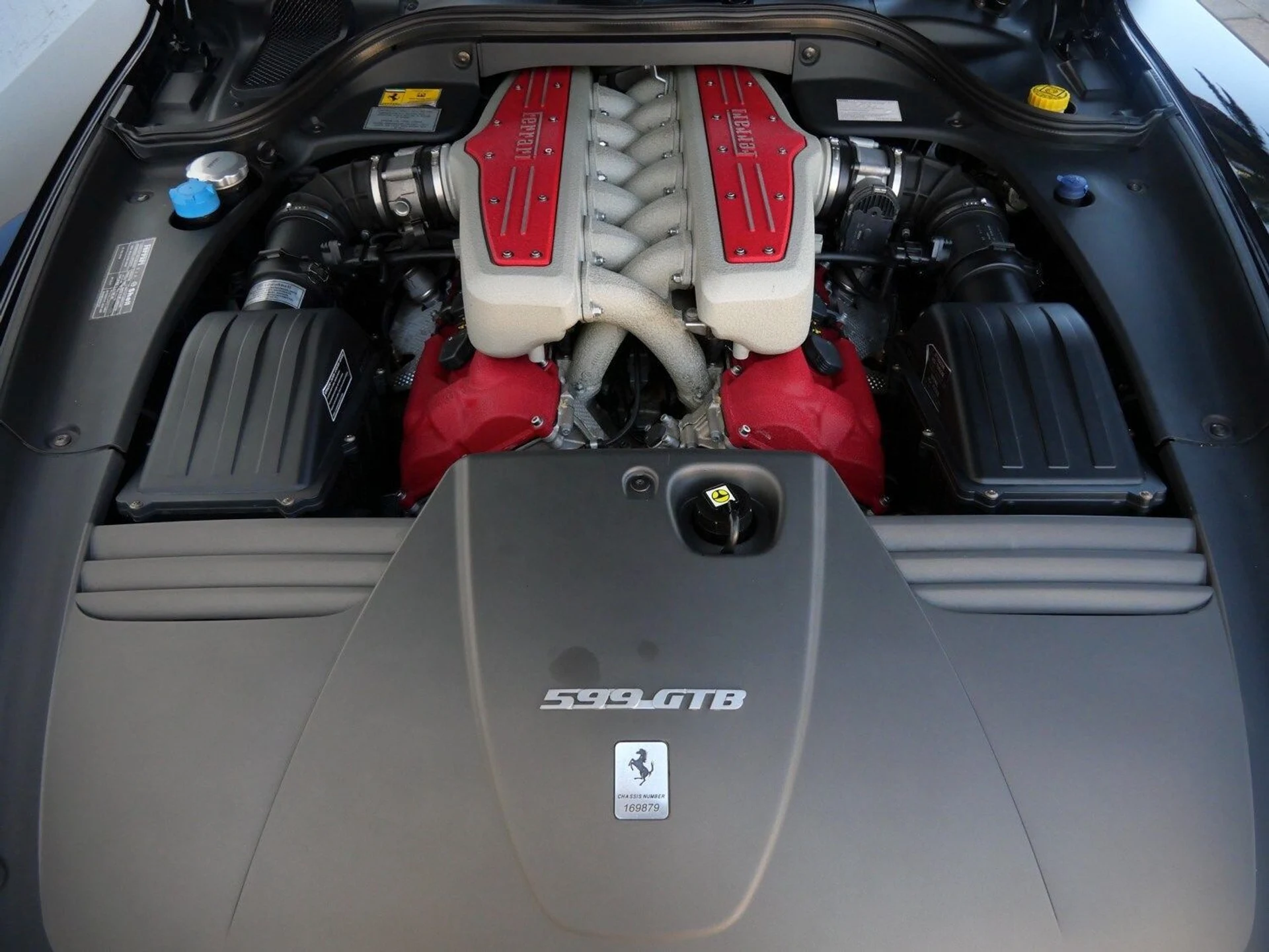 mph023_2669809895_f89dadcc35a5d0e4f99fa000a8a6532cx_8922790d9a