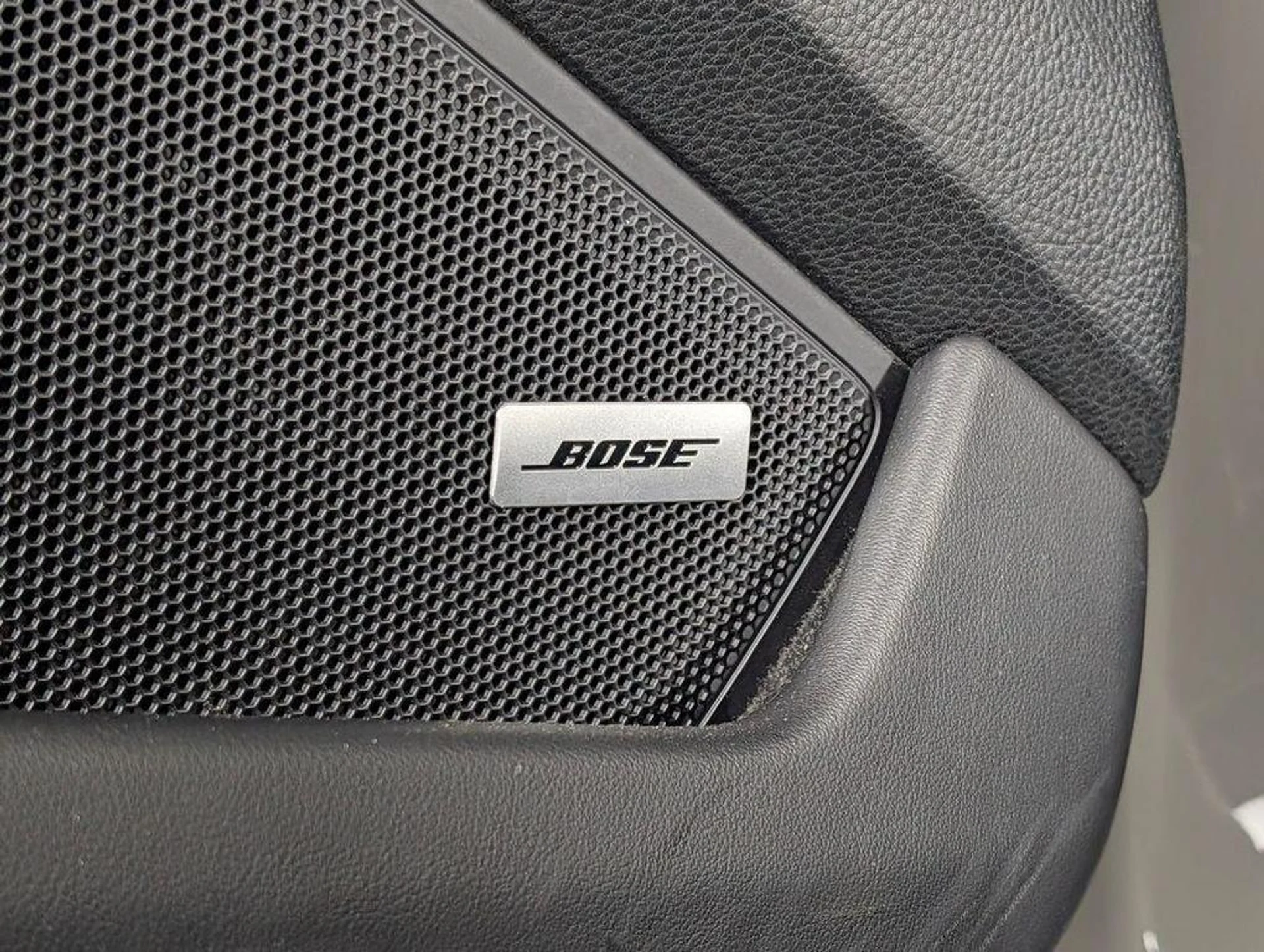 mph023_2685163920_37_6z_FIH_Veo_E7a_Tg_Bp_Dgnee_VRSM_b1928c8a6d