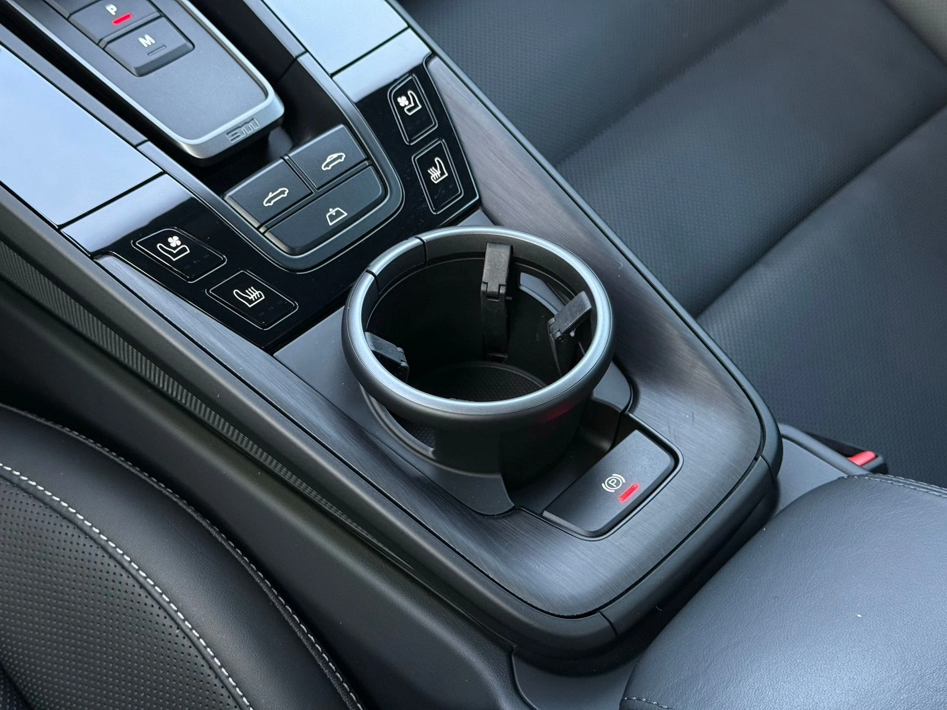 mph023_2692114420_a084b6f73ab4ea67a9764021e7515238_4ec299c594