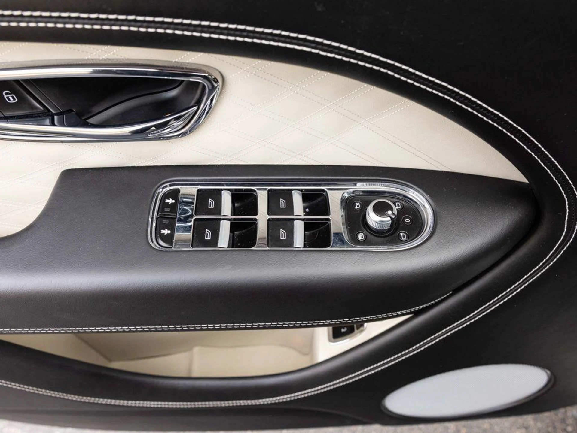 mph023_269484509_492619448_69860432180868074e36c69d_194d866a20