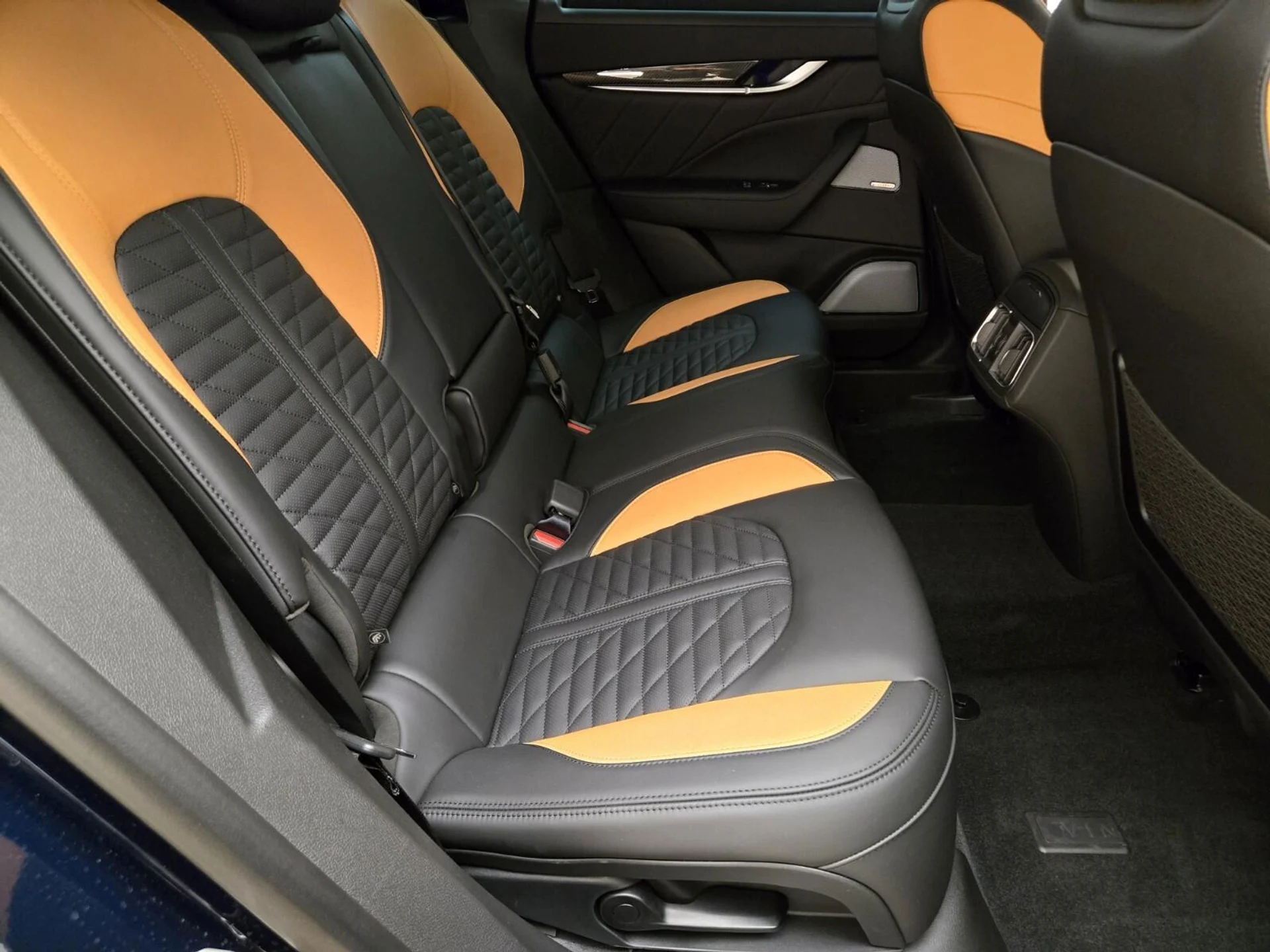 mph023_2713761780_New_2024_Maserati_Levante_Trofeo_1753162440_d7b72d914f