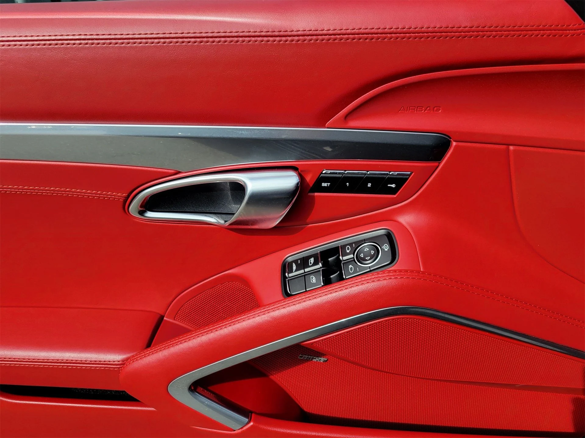 mph023_271392017_41b40f6943c74f6d4c801689908910d5_940529464d