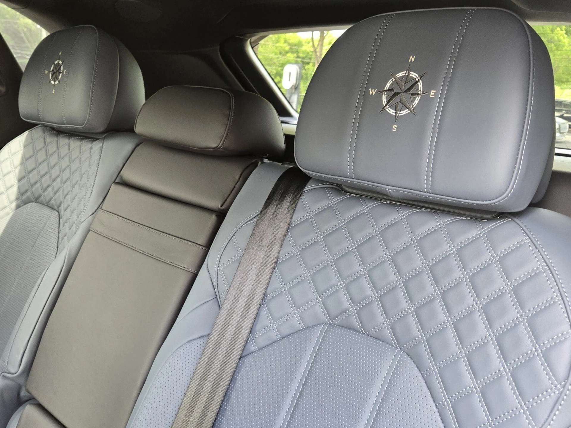 mph023_272019303_9b6b91bd755d5f4f9234a7474ef90d88x_7f410d860a