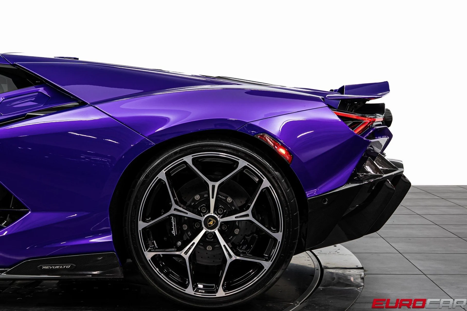 mph023_2723882669_image_24_5b7733066c