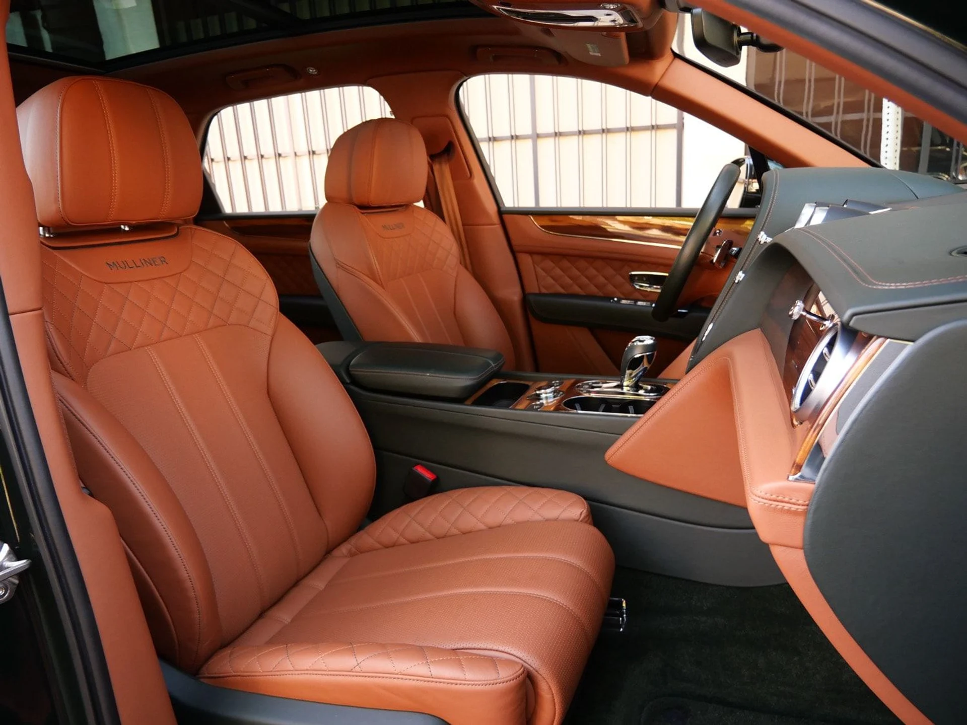 mph023_2724139183_04b4f42d609546a1a6d26f8d3e8451ef_039dcd1be2