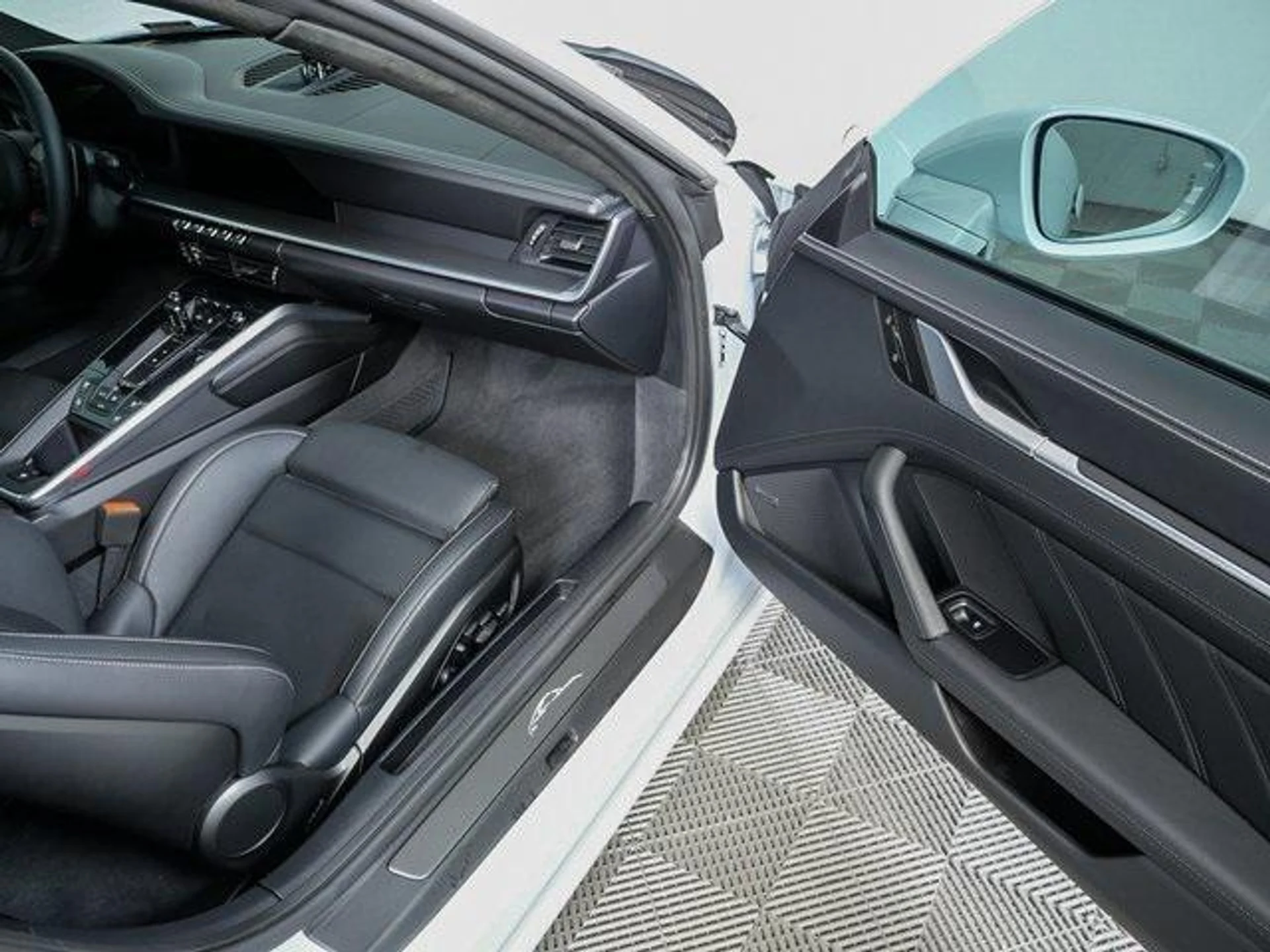 mph023_2727618796_j5_T_R3dp_W9e_V_Tbqxq_Lva_Rjstx_FM_3537d7faa9