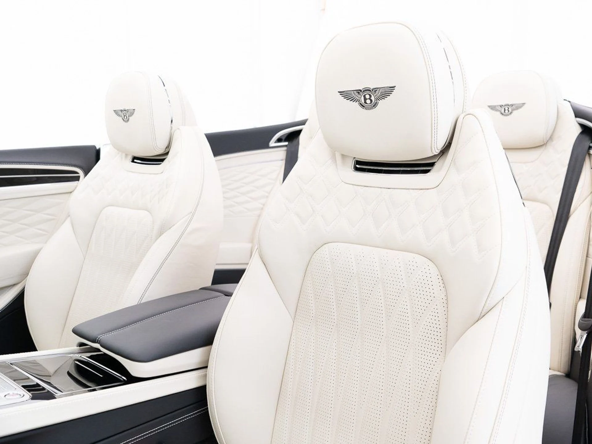 mph023_2733879627_993bd967b80fa05c66e063dd403f0c78_85eb9bb851