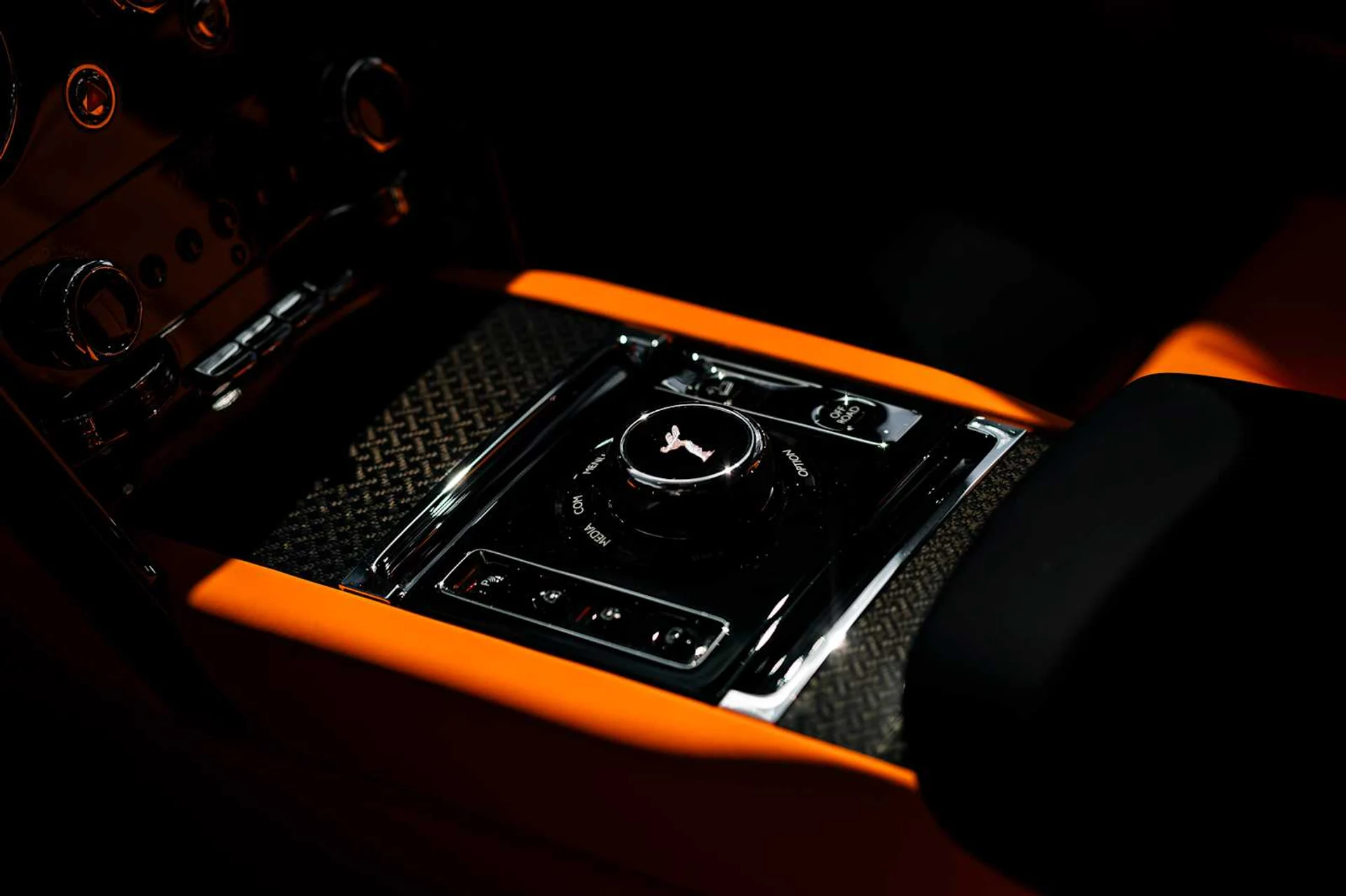 mph023_2733935052_7fdf79b384a6b27281ff41cd1d47a814x_b1a11e6386