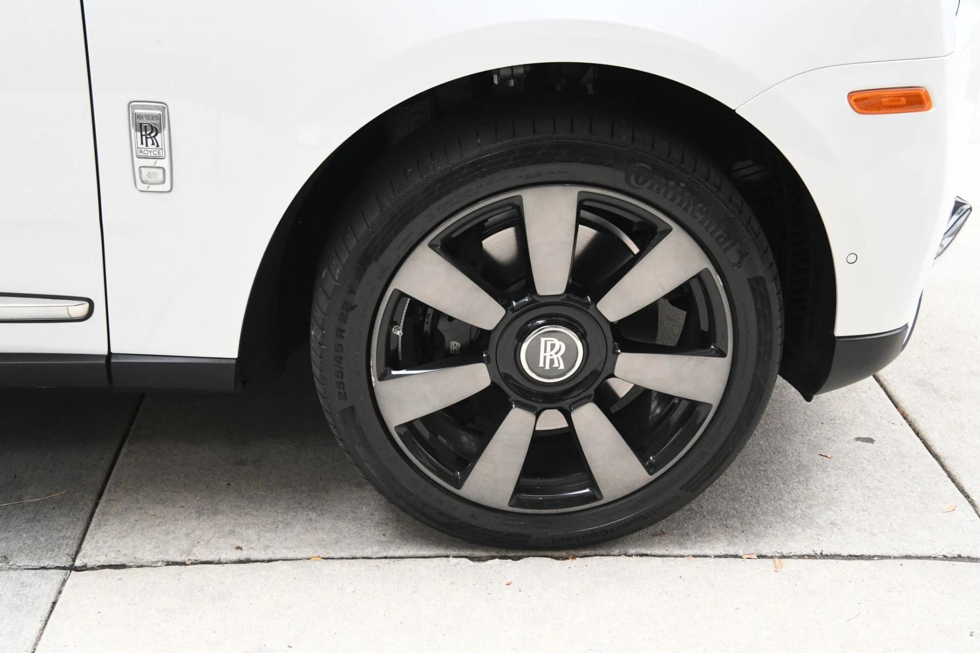 mph023_2735041688_10633_p25_l_f1b04b3d2c