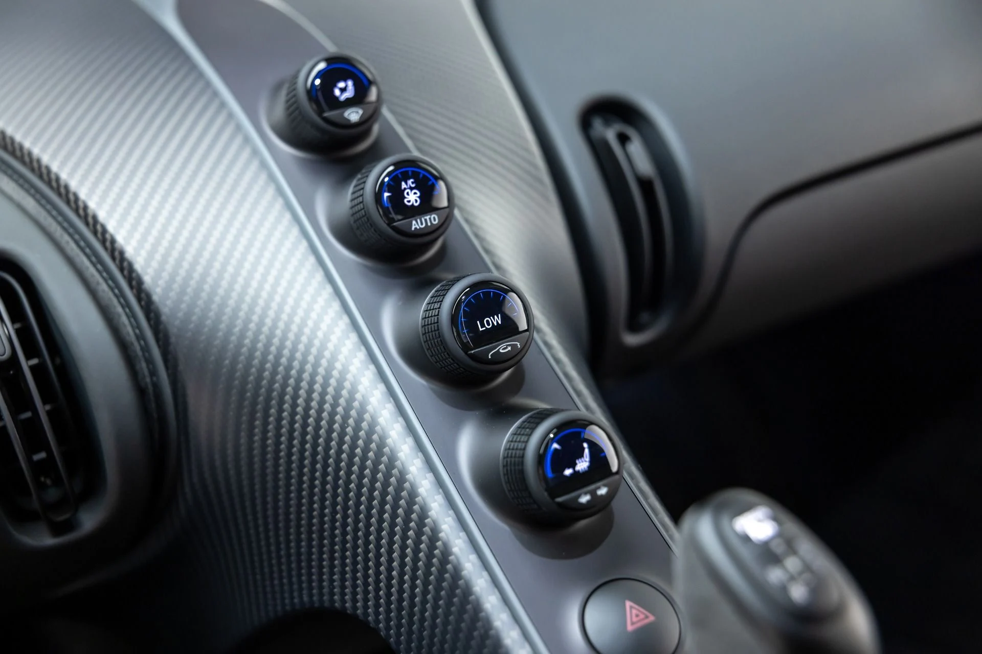 mph023_2744441028_11790_p24_l_c6c1800df4