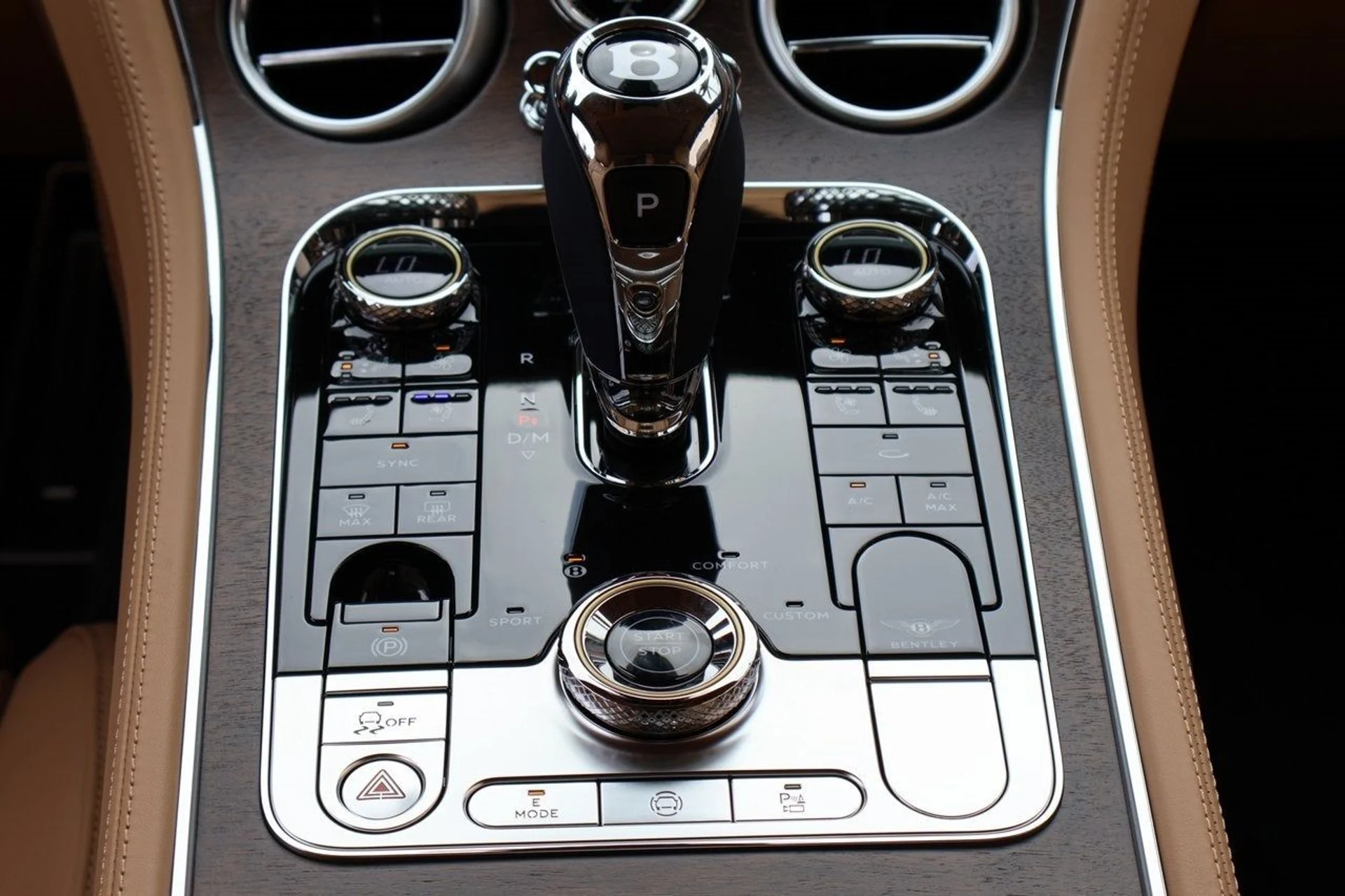 mph023_2747864312_24_1380a43d9a