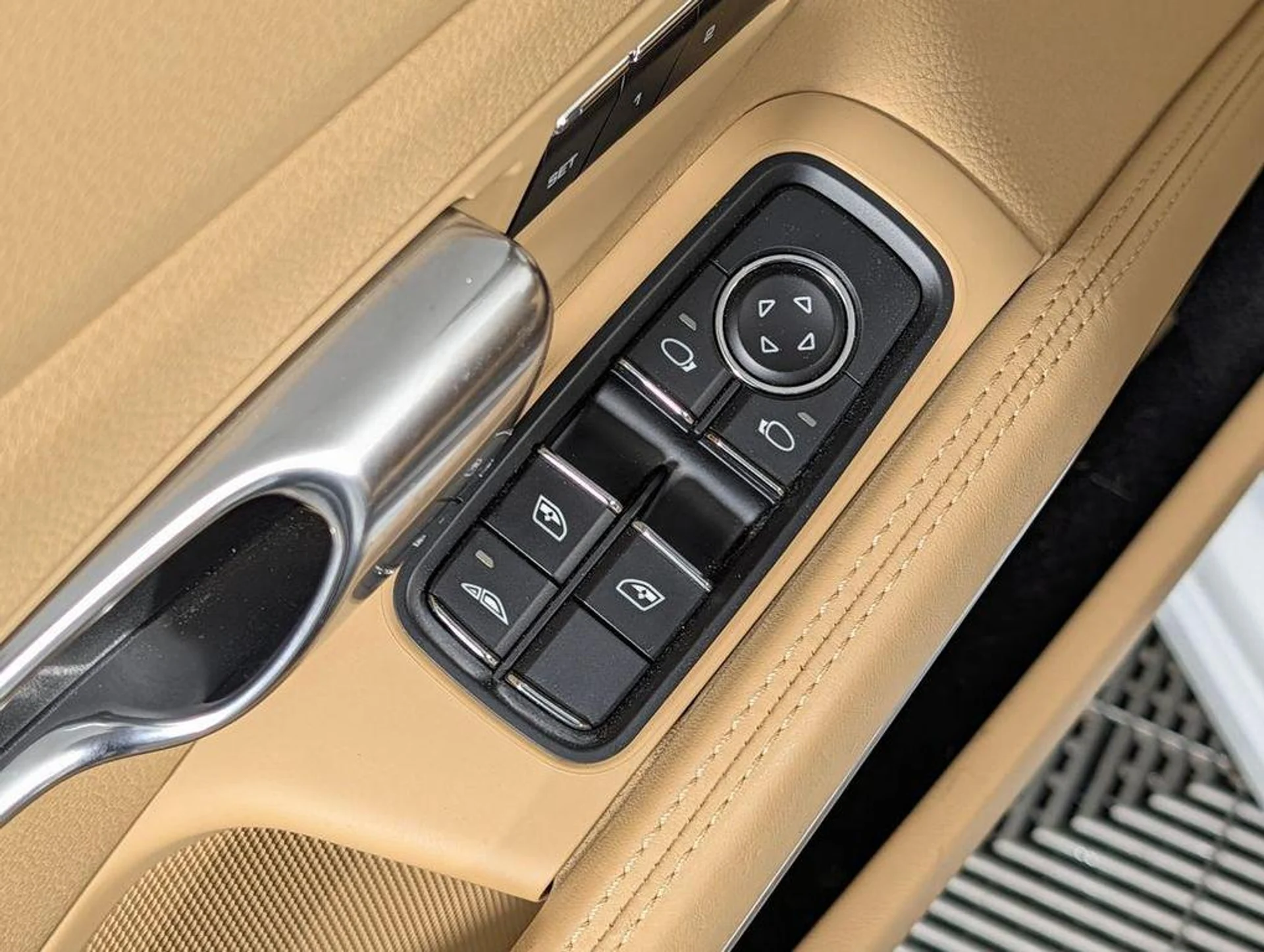 mph023_2748136176_cty5aq8n_X6l5_J_Crs_EC_Tc_NO_Jr_Da4_ede960cfec