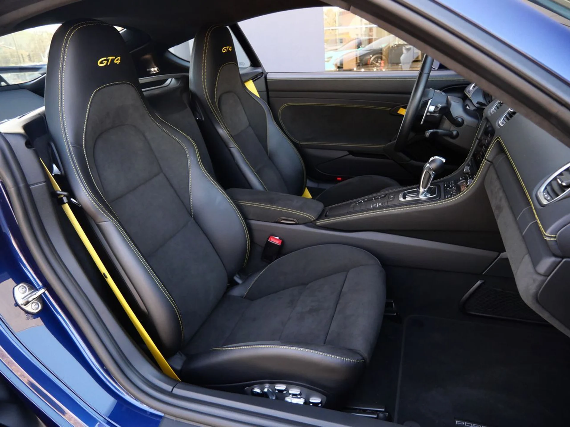 mph023_2752687264_327a73bbd67ad6b11c42a7c56590ae03x_eb0f1c975a