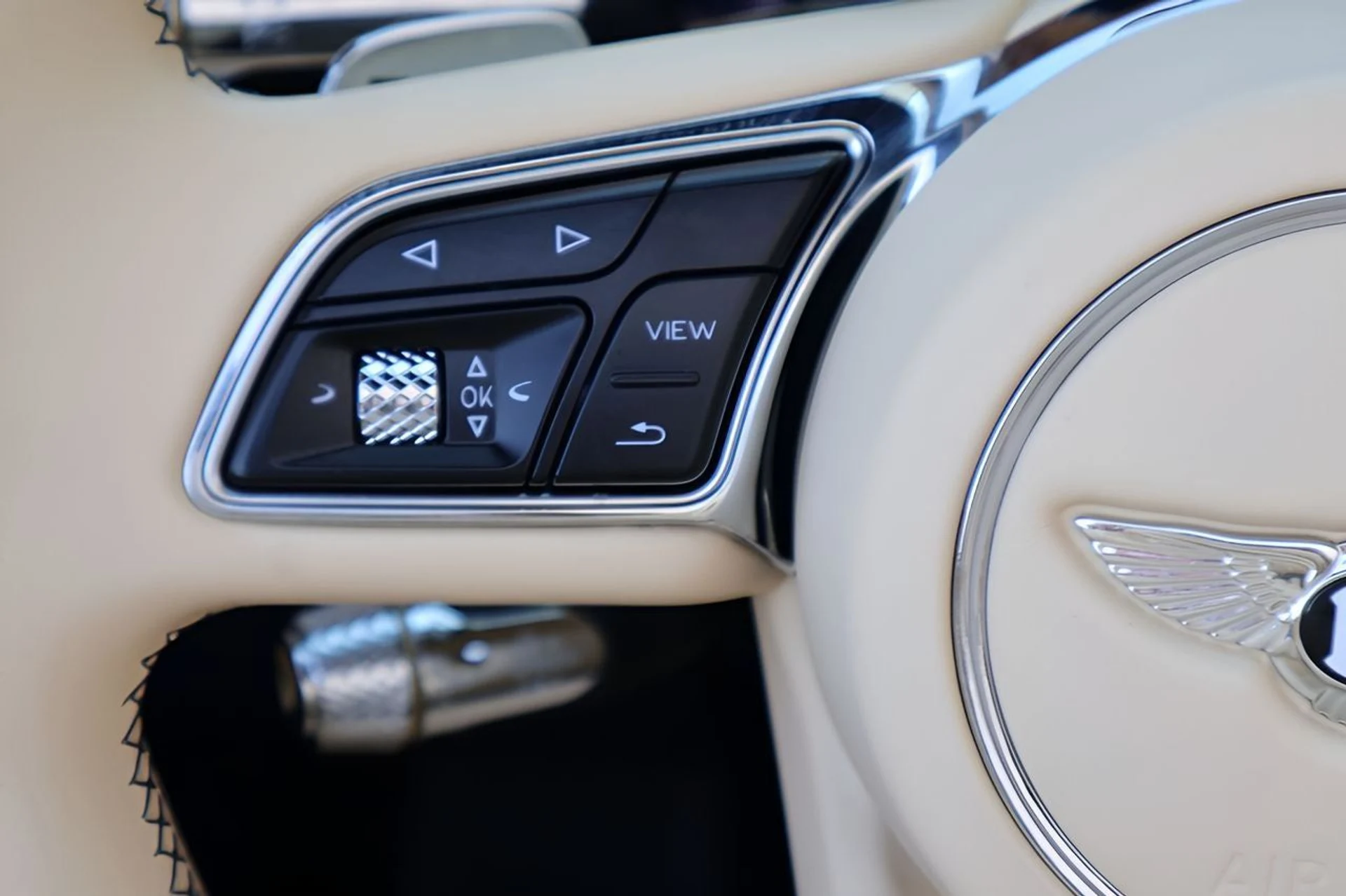 mph023_2755452691_24_59cbfe39bf