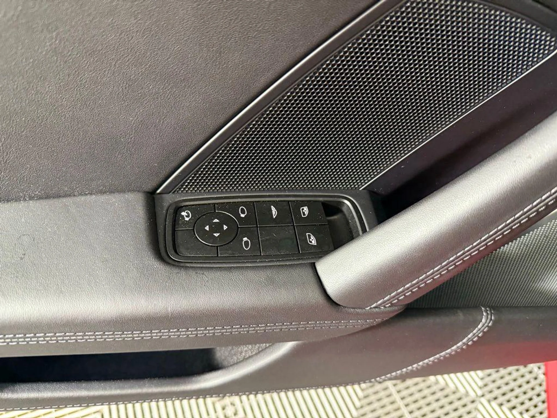 mph023_2760911810_Xv_Sno_HL_Dv_Tj0k_K2_IL_0_RIH_Txk1r_E_b0685bb8c6