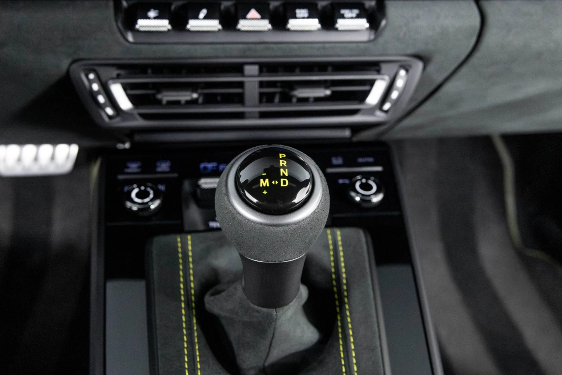 mph023_276108694_Used_2025_Porsche_911_GT_3_RS_1779147252_a08ef620ad