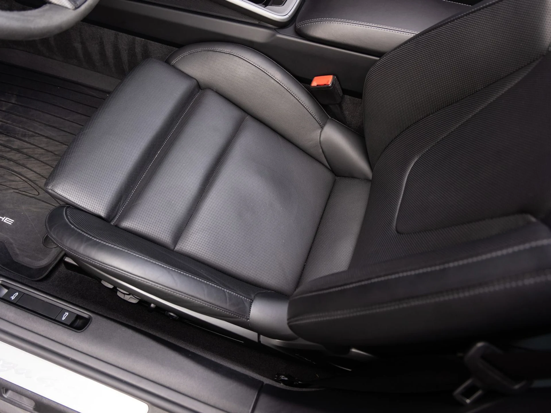 mph023_2761392307_24_2b8174affe