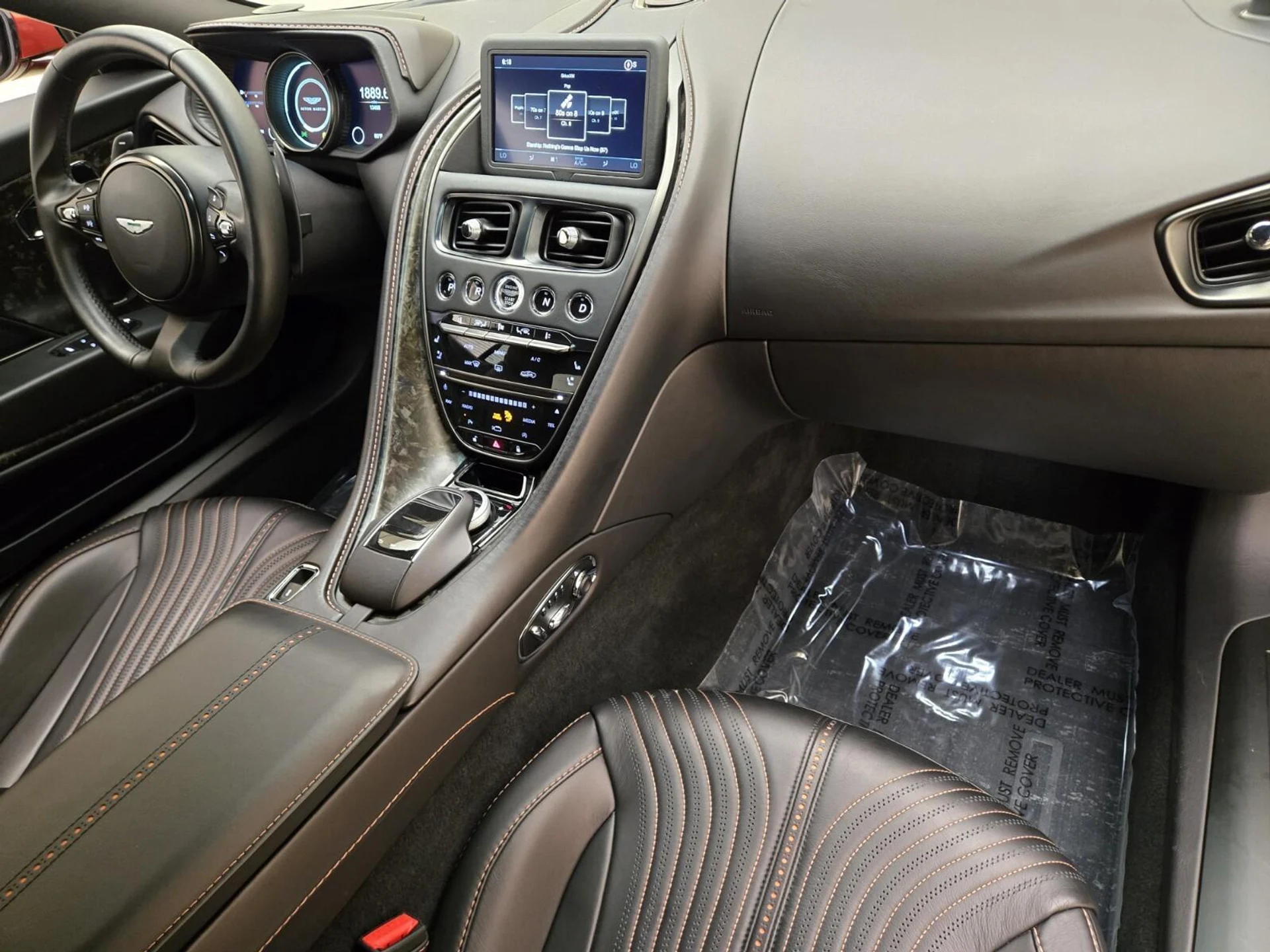 mph023_2762725357_Used_2017_Aston_Martin_DB_11_Launch_Edition_1765003835_4d06a7a97e