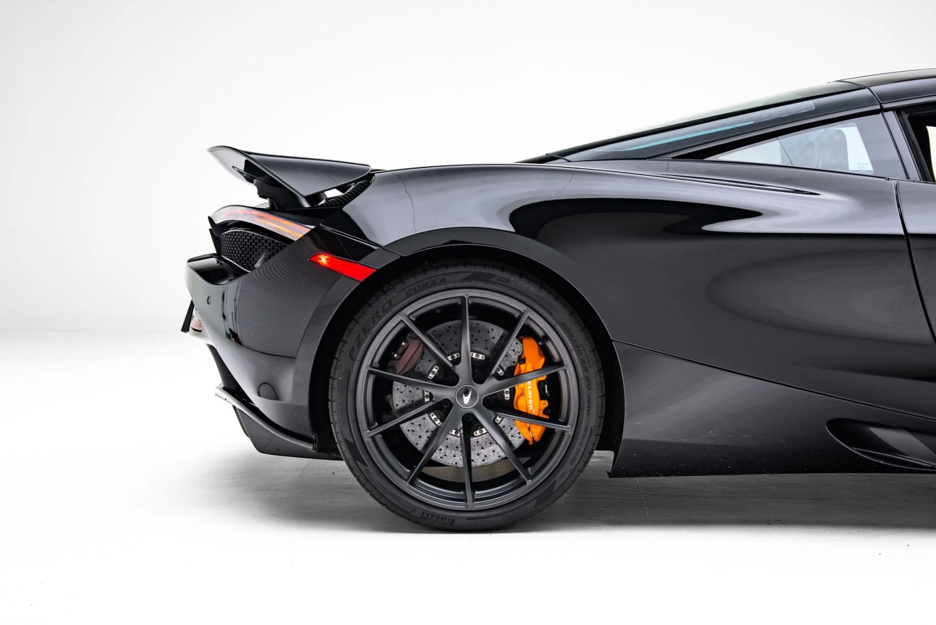 mph023_2775473057_Used_2019_Mc_Laren_720_S_Performance_1771451561_816ebedd8e