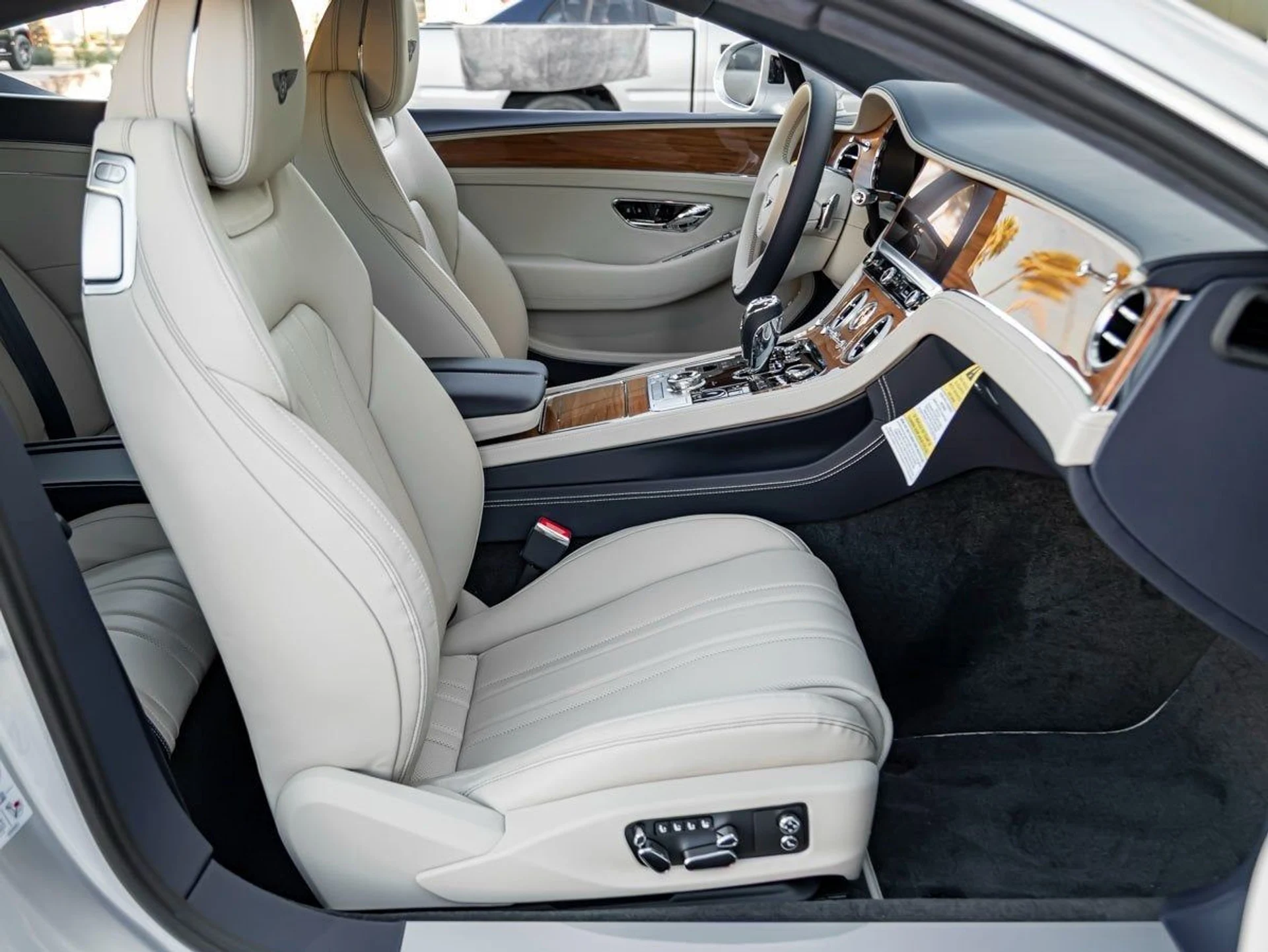 mph023_2779837366_24_bc7499239d