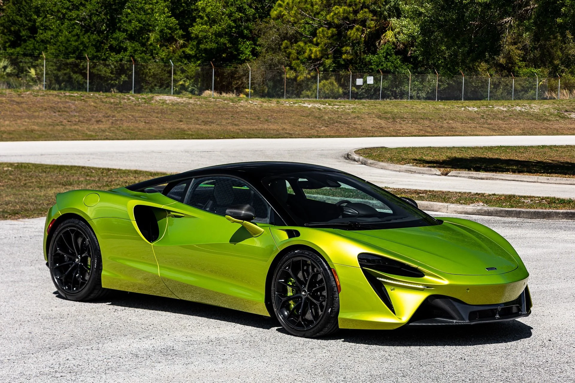 mph023_2789586449_287_p24_l_103a552943