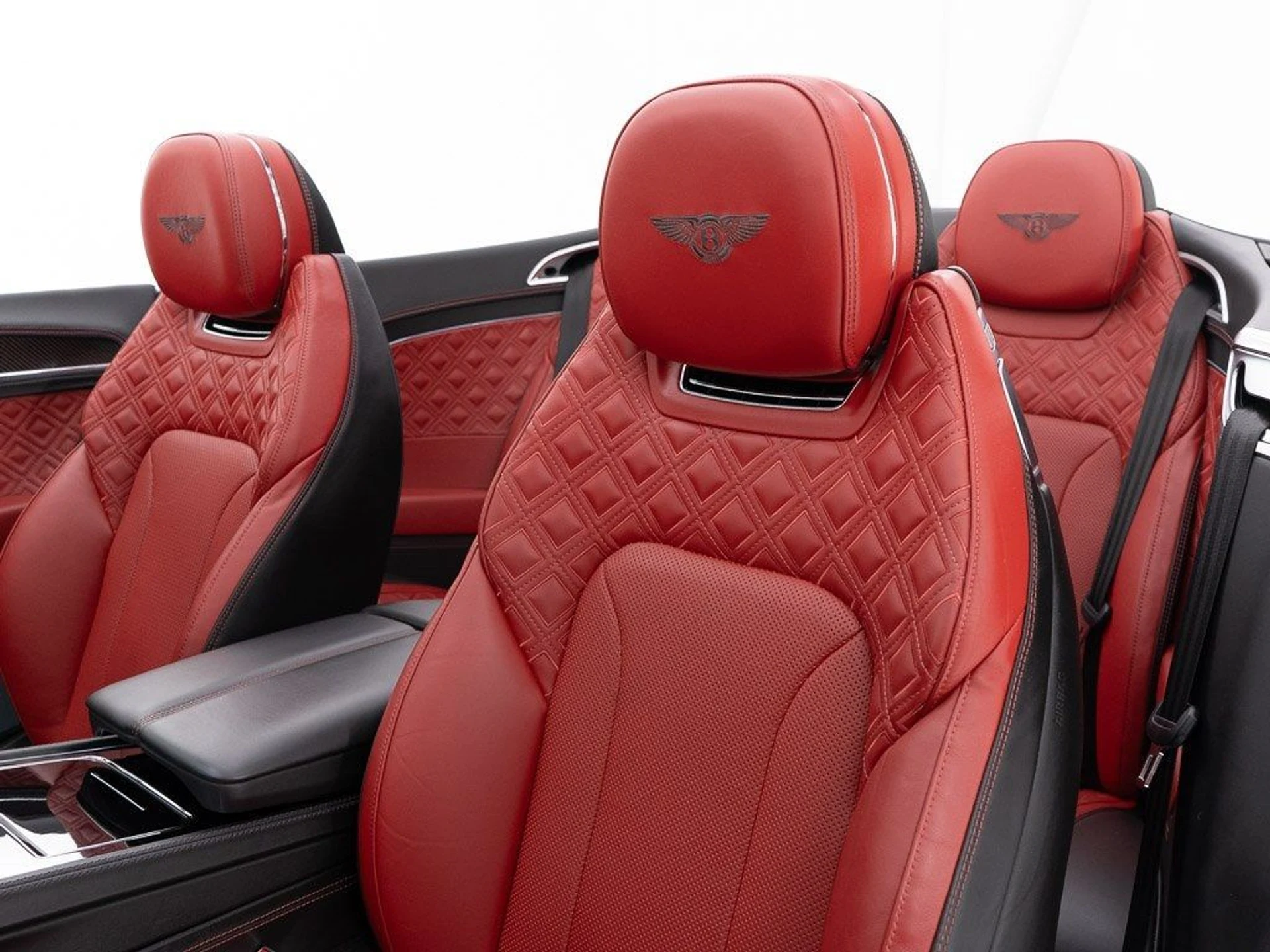 mph023_2791512656_68140b84656b6707dc72ec5daadfc059_2a8f77281d